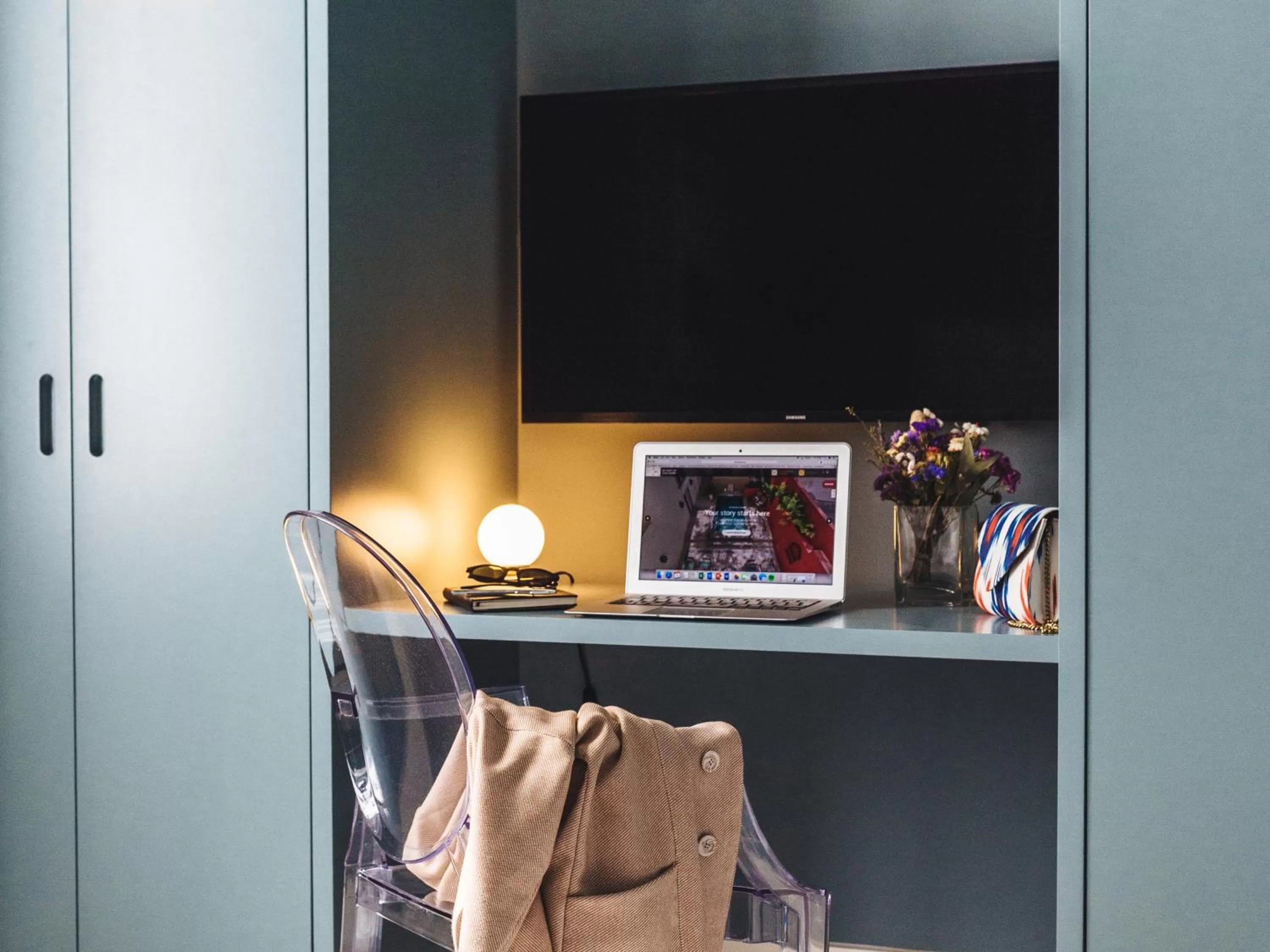 Area and facilities in Dear Lisbon - Gallery House