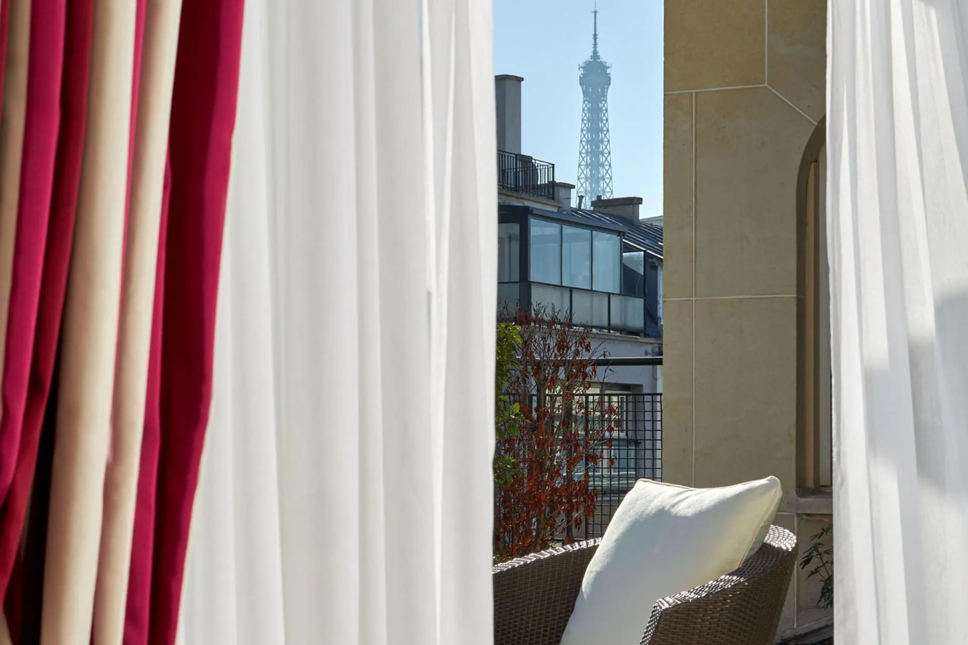 Balcony/Terrace in Majestic Hotel Spa - Champs Elysées