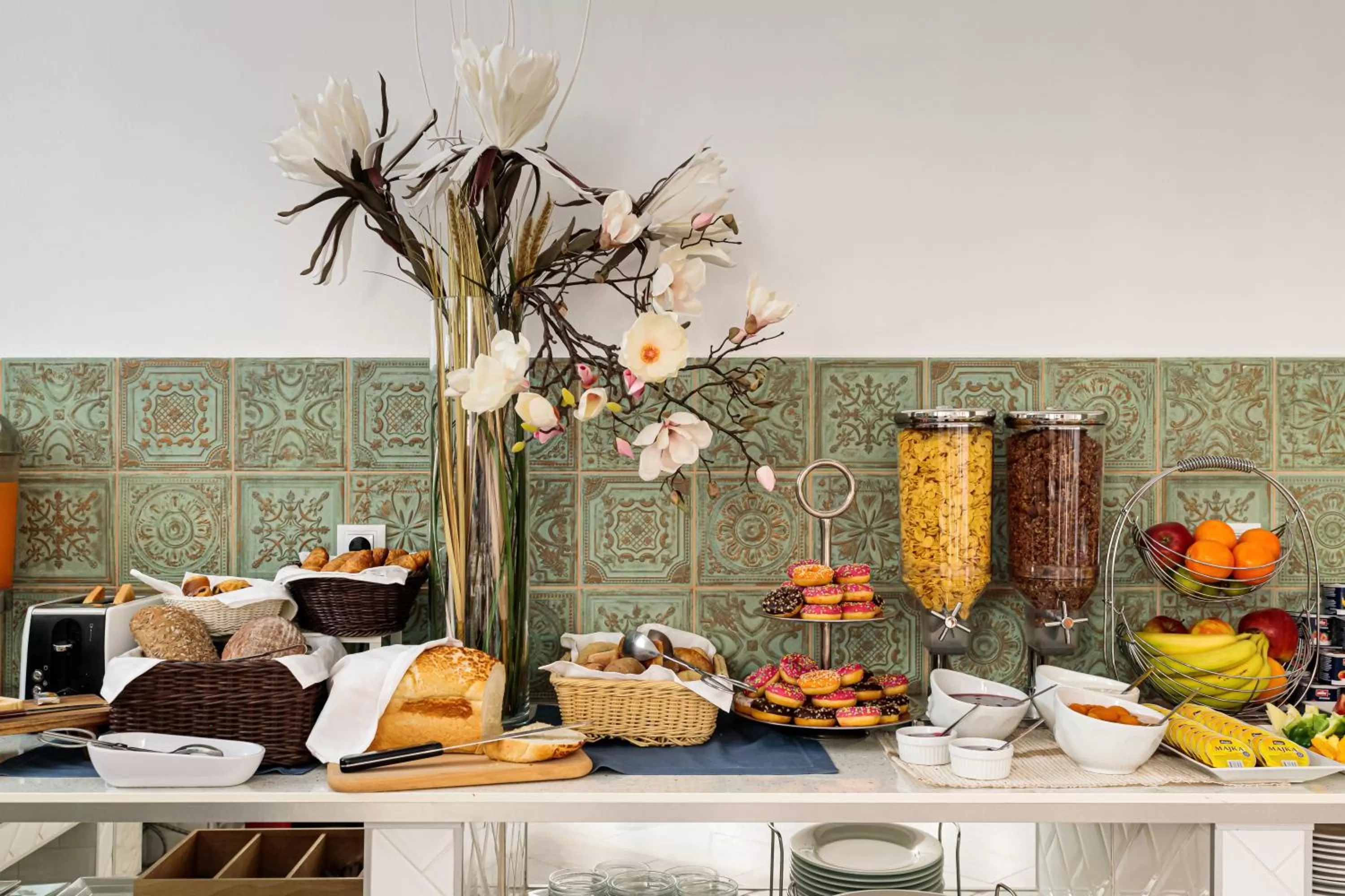 Breakfast in Royal Court Hotel