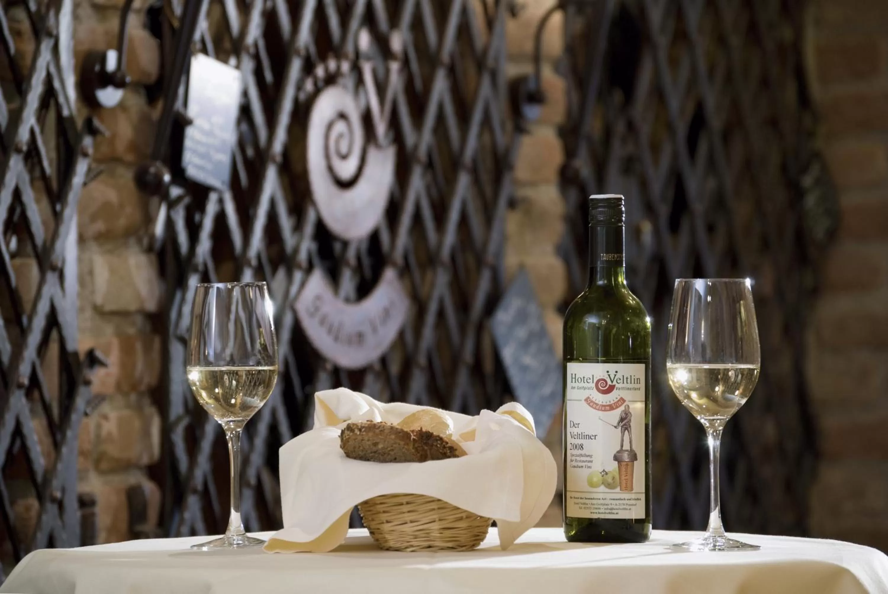 Restaurant/places to eat in Hotel Neustifter