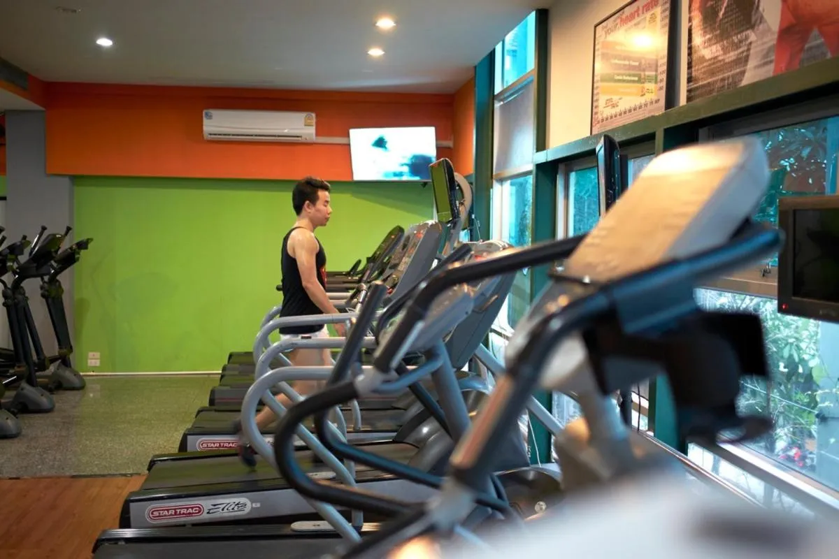 Fitness centre/facilities in Ravipha Residences