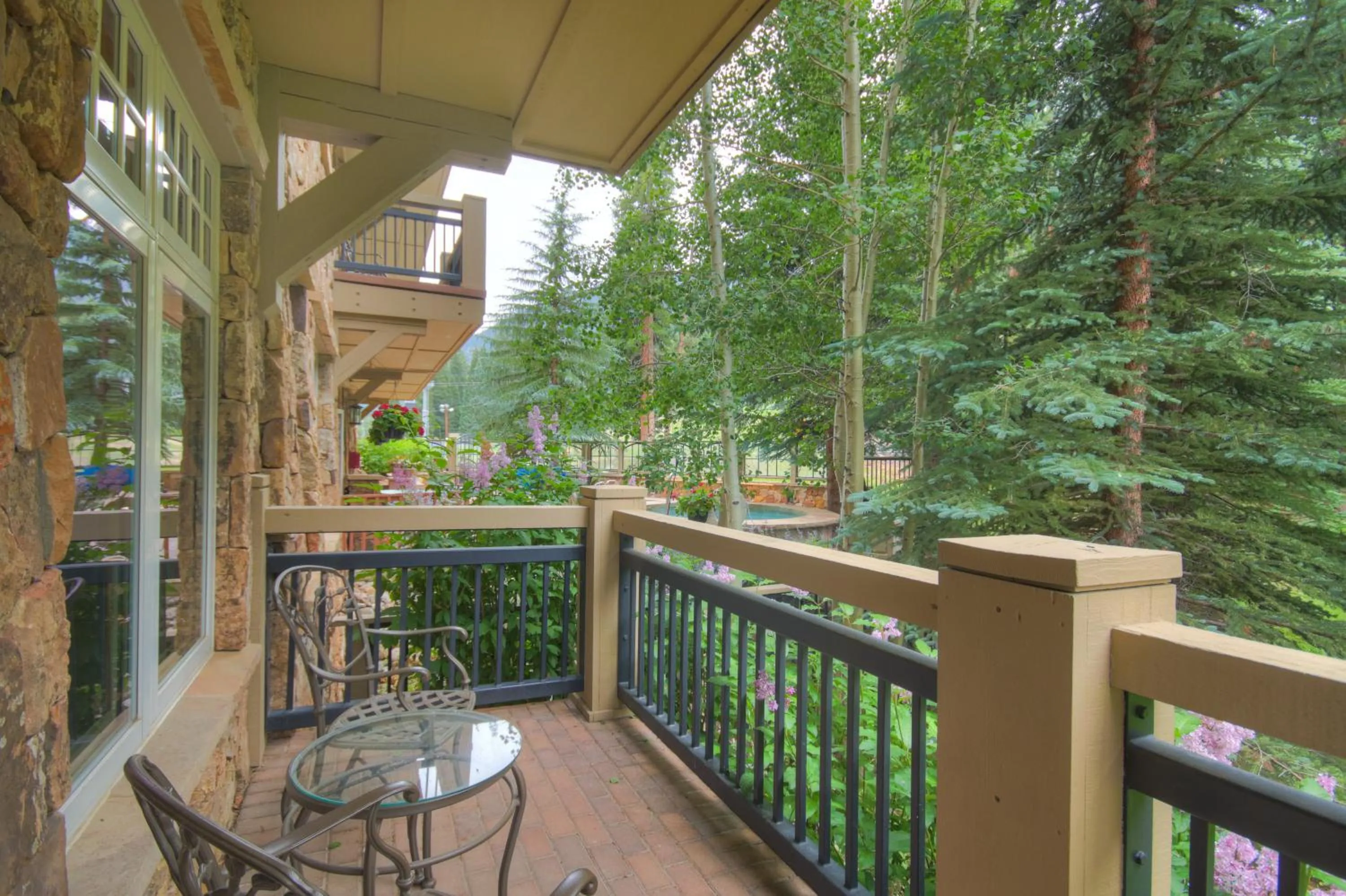 Timbers & Lone Eagle by Vail Resorts