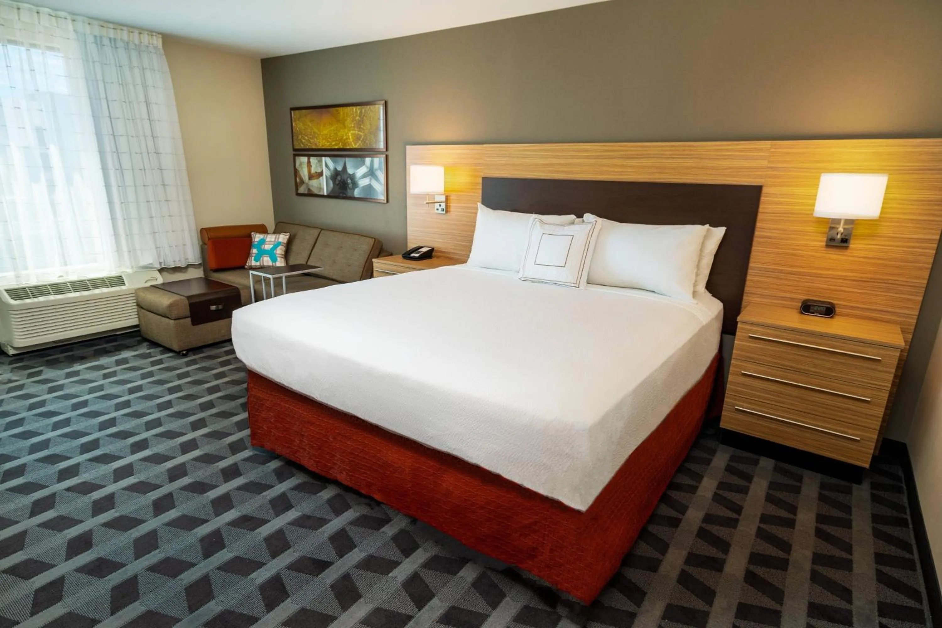 Bedroom, Bed in TownePlace Suites Irvine Lake Forest