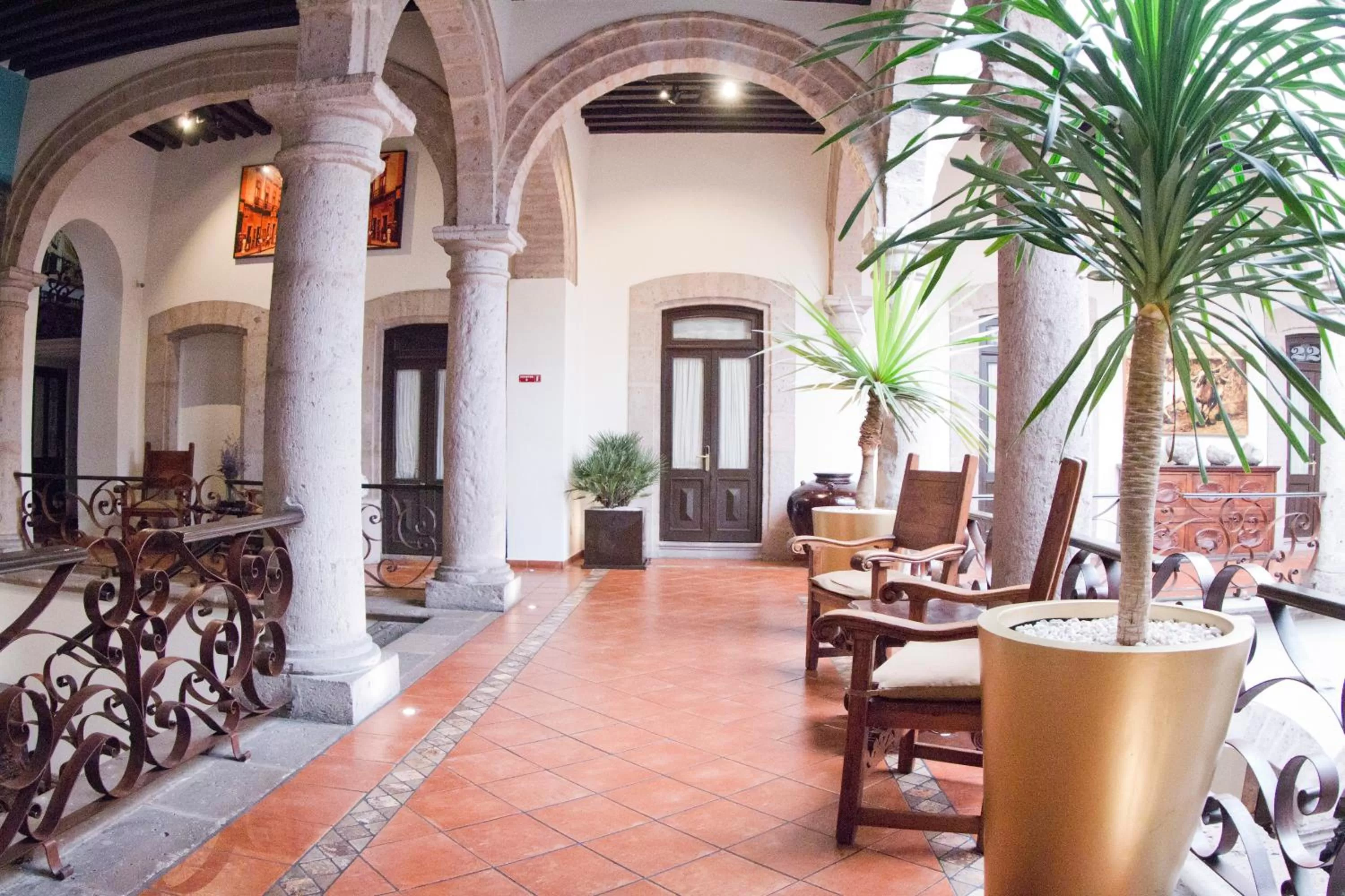 Area and facilities in Hotel Herencia By Hosting House