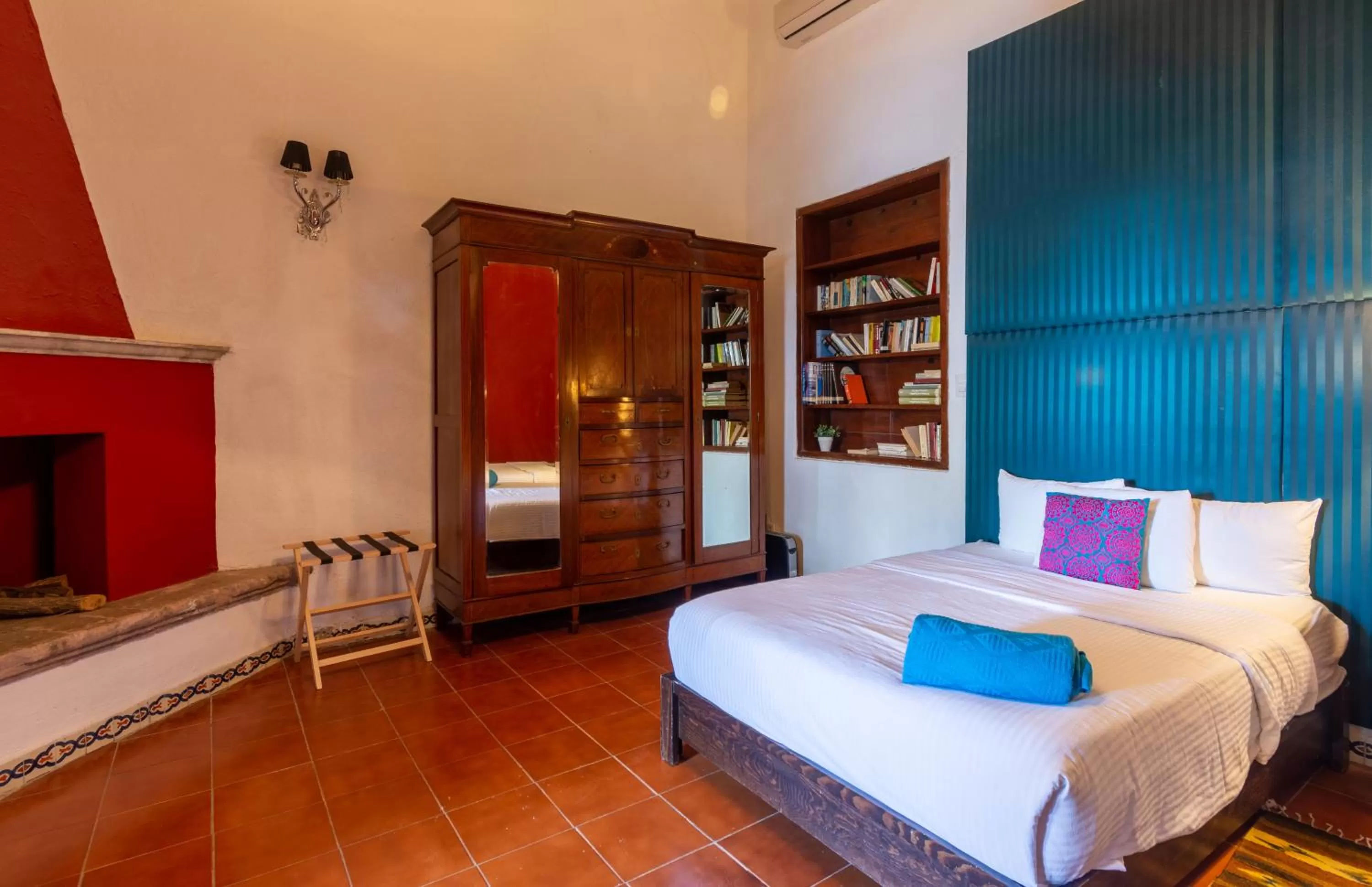 Photo of the whole room, Bed in Hotel Hacienda San Cristóbal