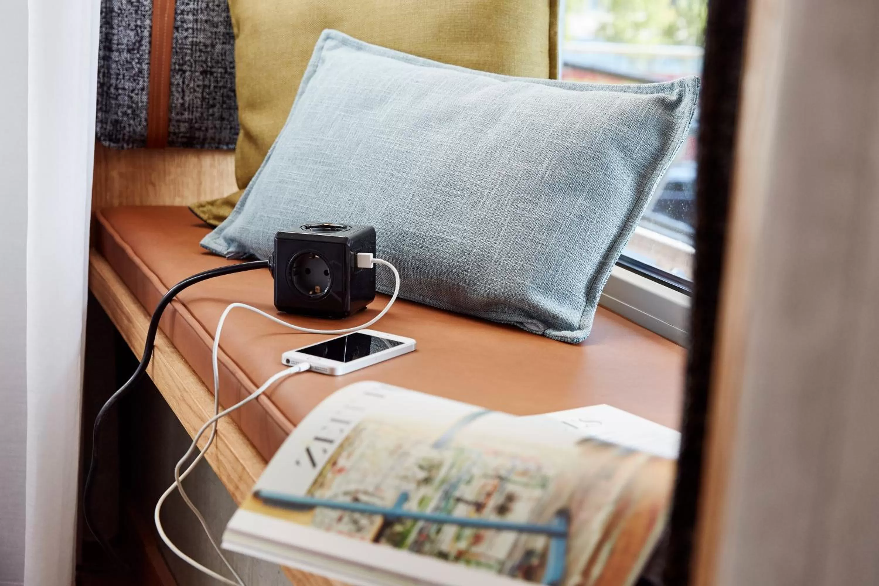 TV and multimedia in Me and All Hotel Kiel, by Hyatt