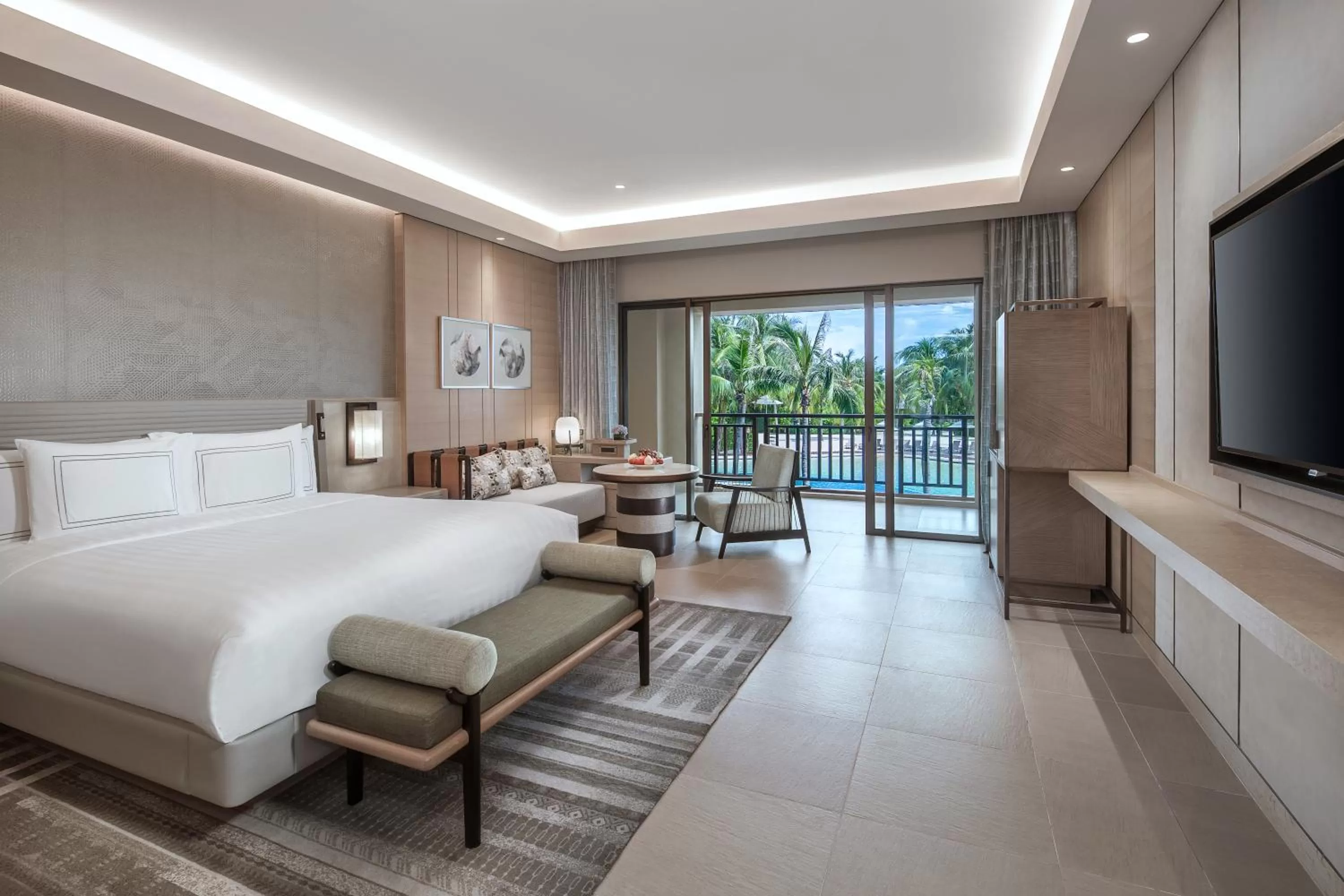 Photo of the whole room, Bed in The Ritz-Carlton Sanya, Yalong Bay