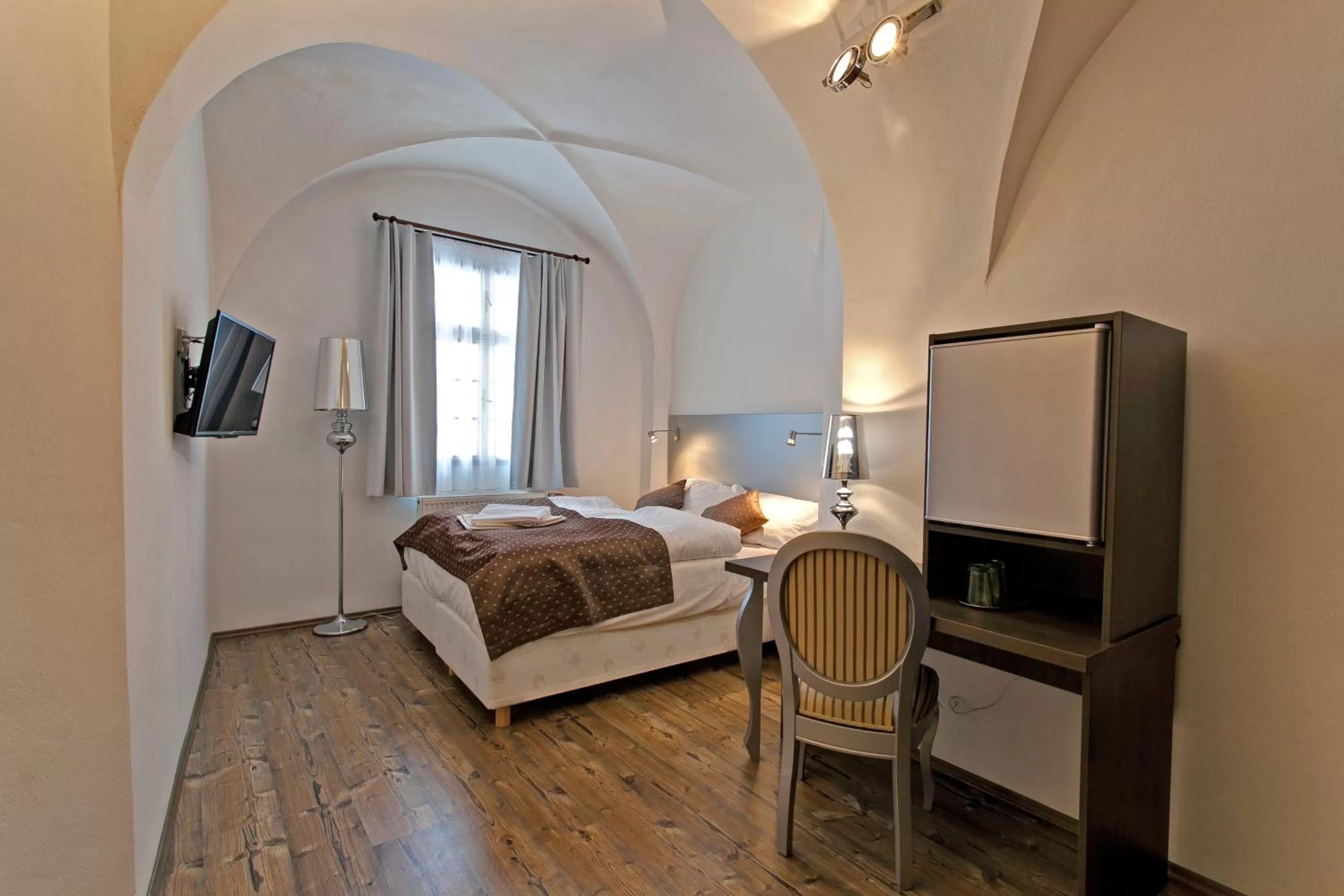 TV and multimedia in Hotel U Tří hrušek suites & apartments