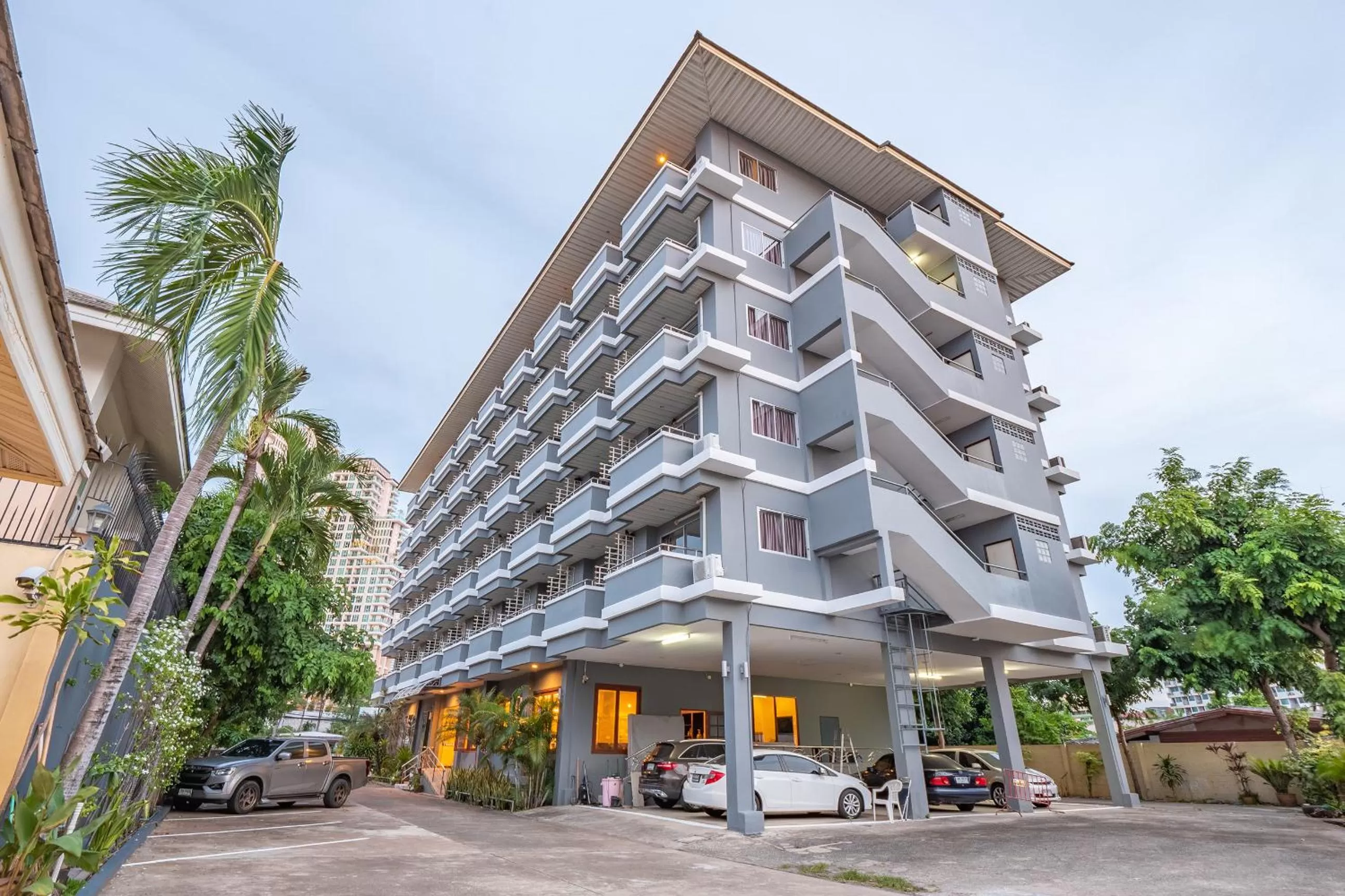 Property building in Tycoon place garden