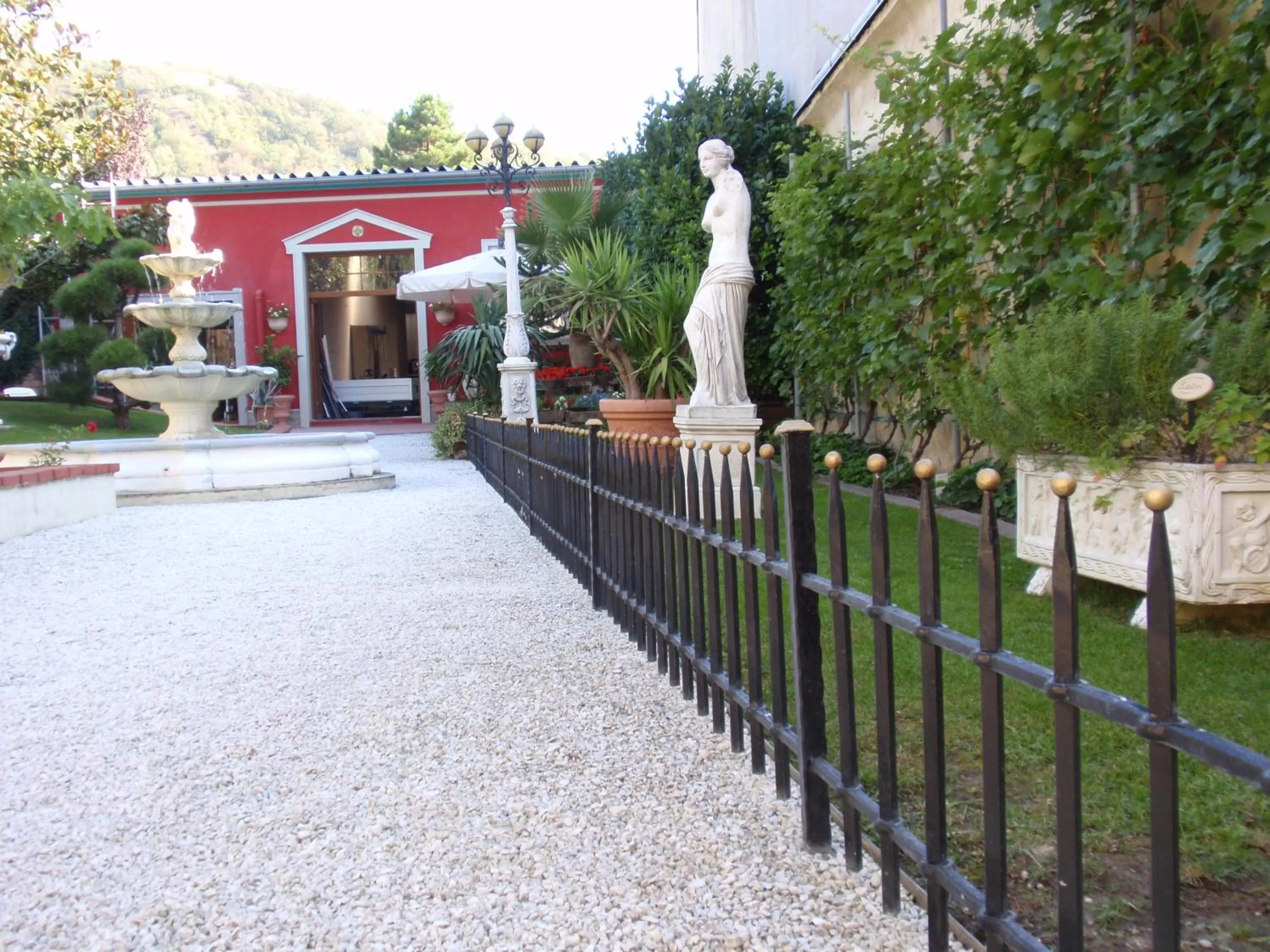 Property Building in Villa-Angelina