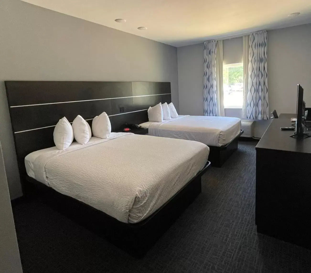 Queen Room with Two Queen Beds - Non-Smoking in Days Inn by Wyndham Zachary LA Queen Room with Two Queen Beds - Non-Smoking in Days Inn by Wyndham Zachary LA