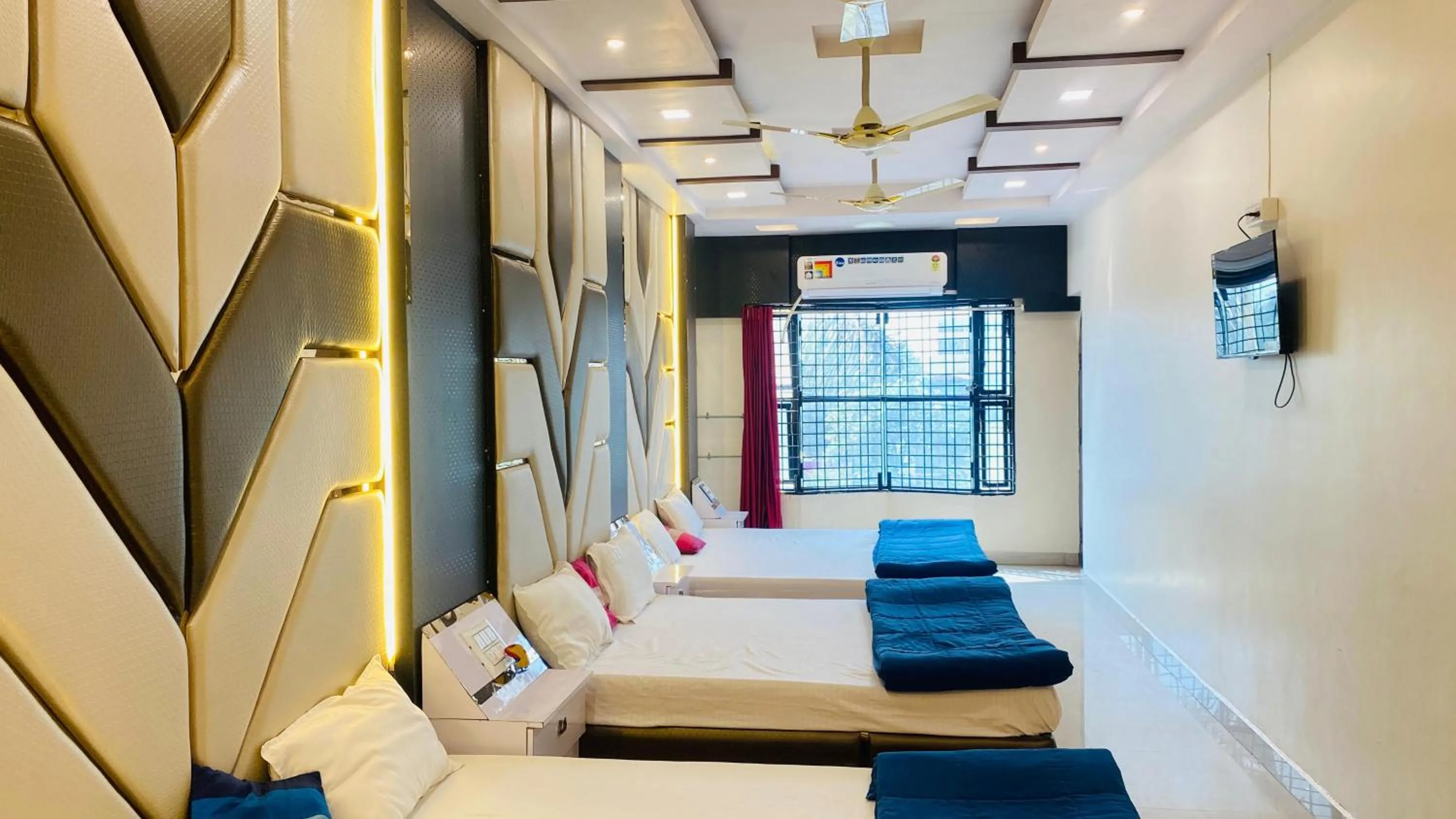 Seating Area in HOTEL MARK