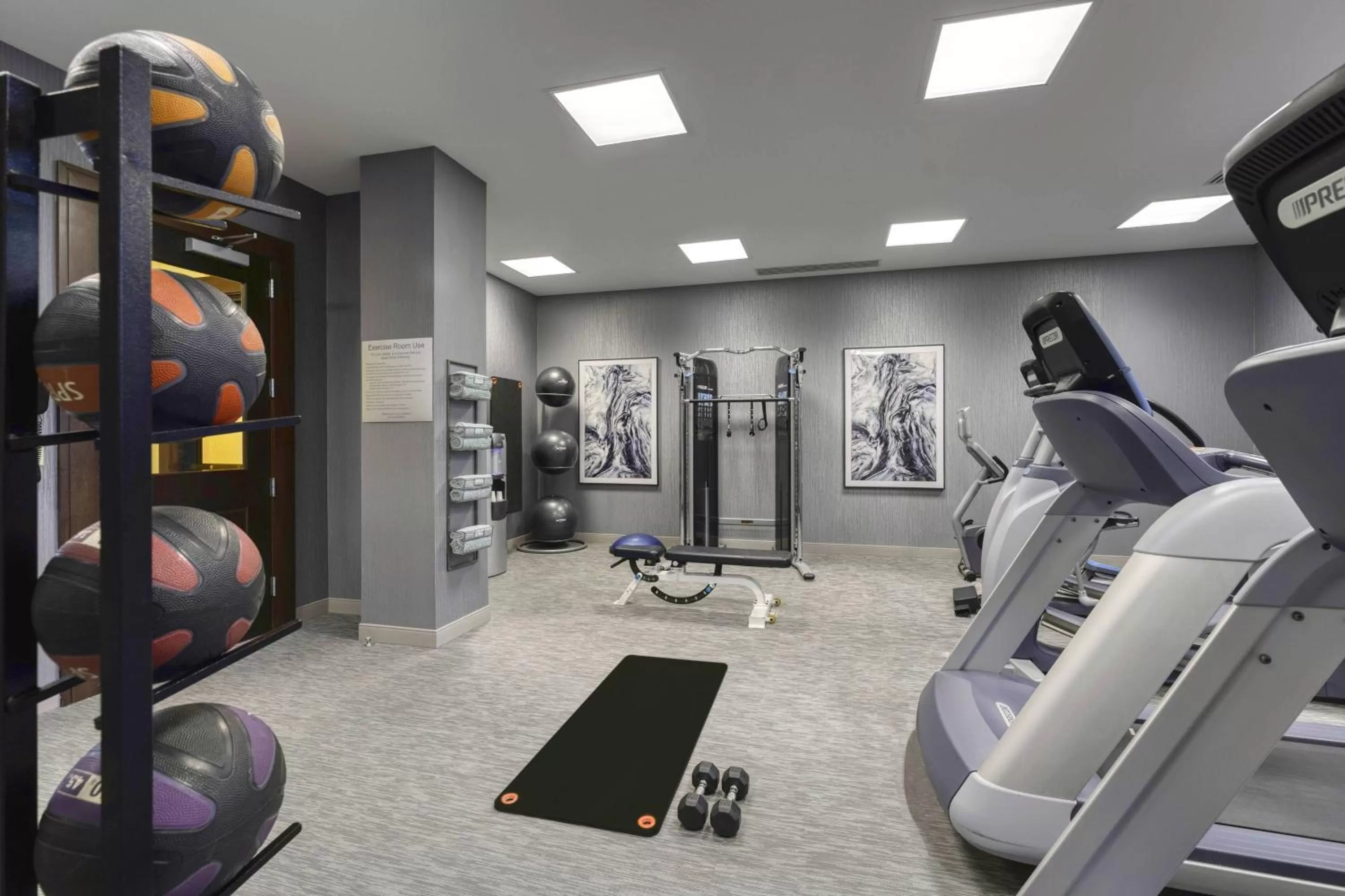 Area and facilities in Residence Inn by Marriott Portsmouth Downtown