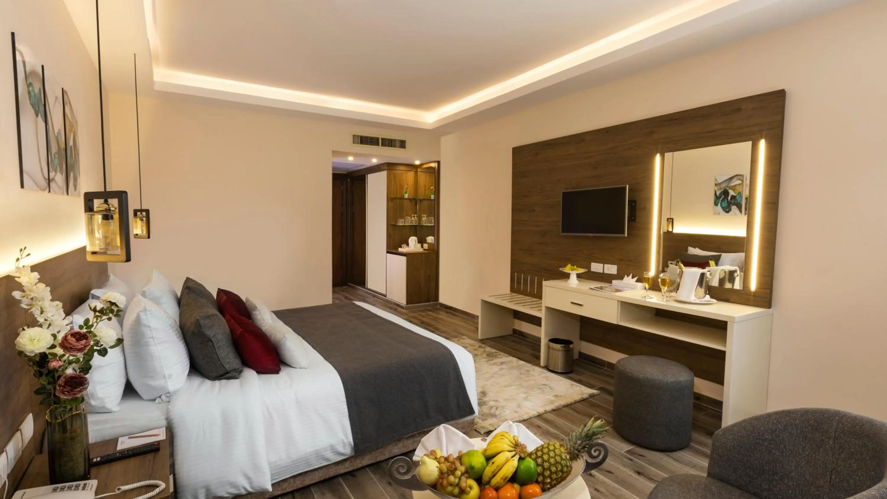 Bed in Amwaj Oyoun Resort