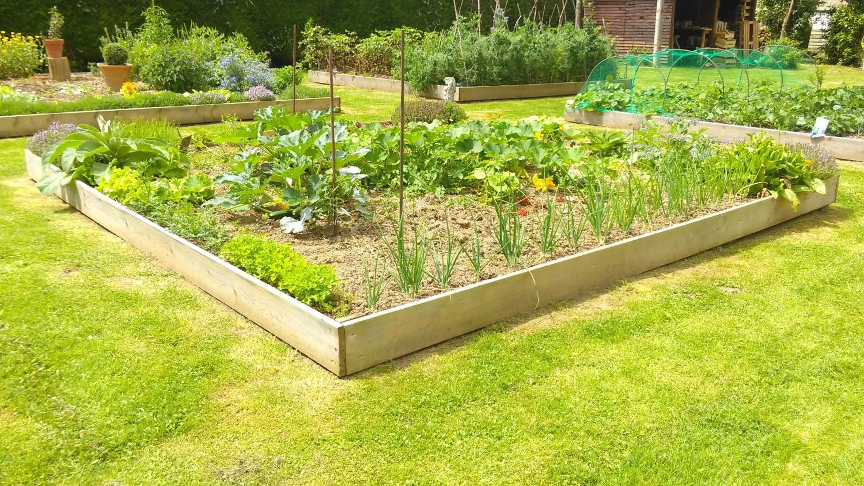 Garden view in Le Manoir de la Bigotière