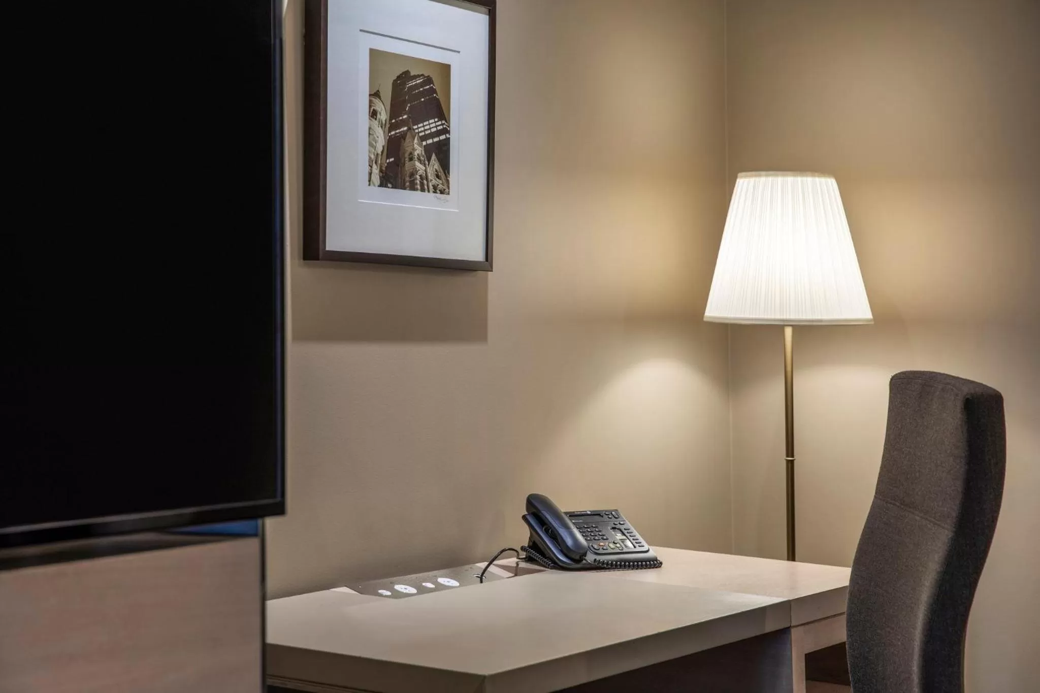 Photo of the whole room in InterContinental Melbourne The Rialto by IHG