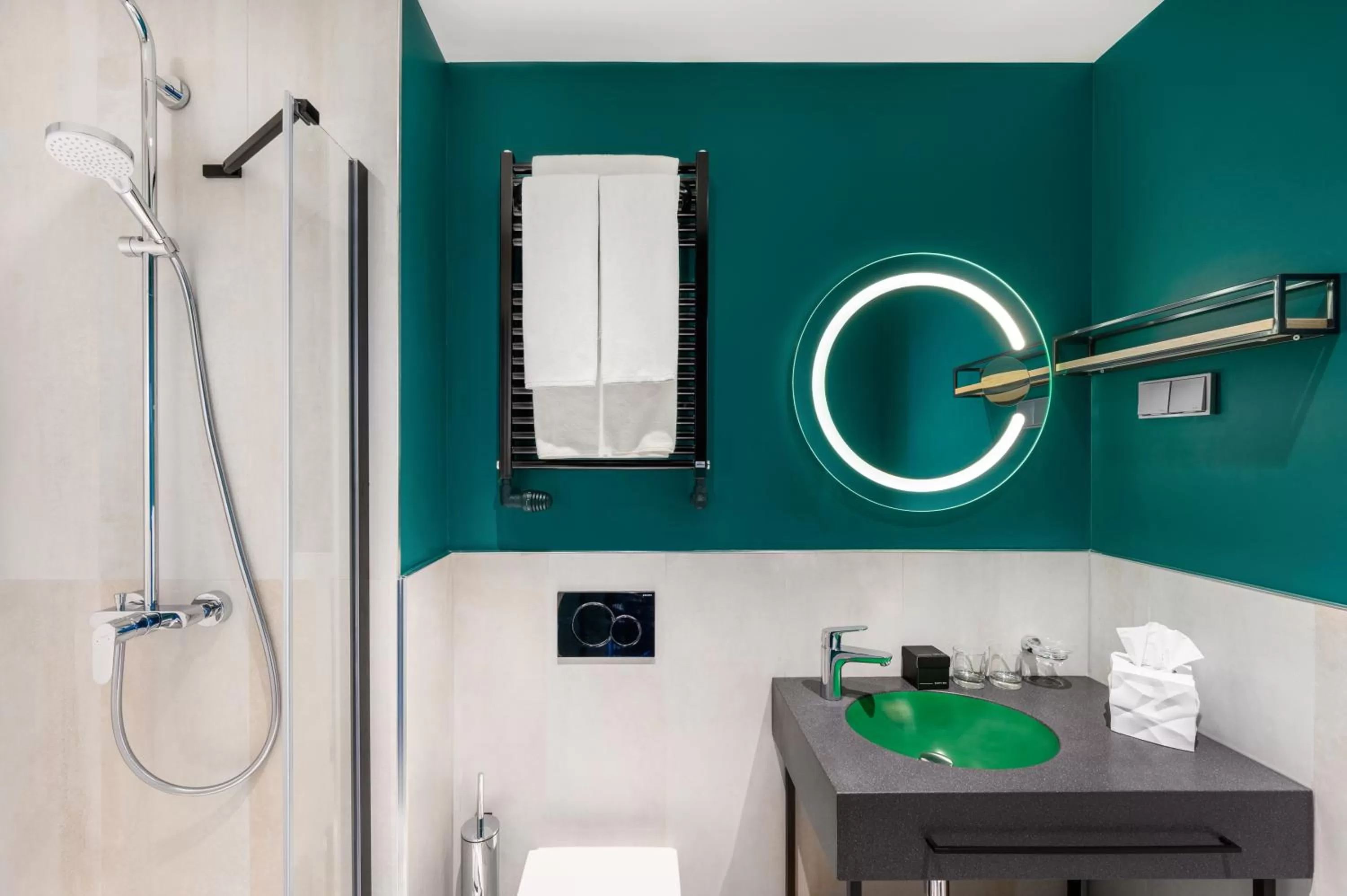 Bathroom in Hotel Oktogon Haggenmacher by Continental Group
