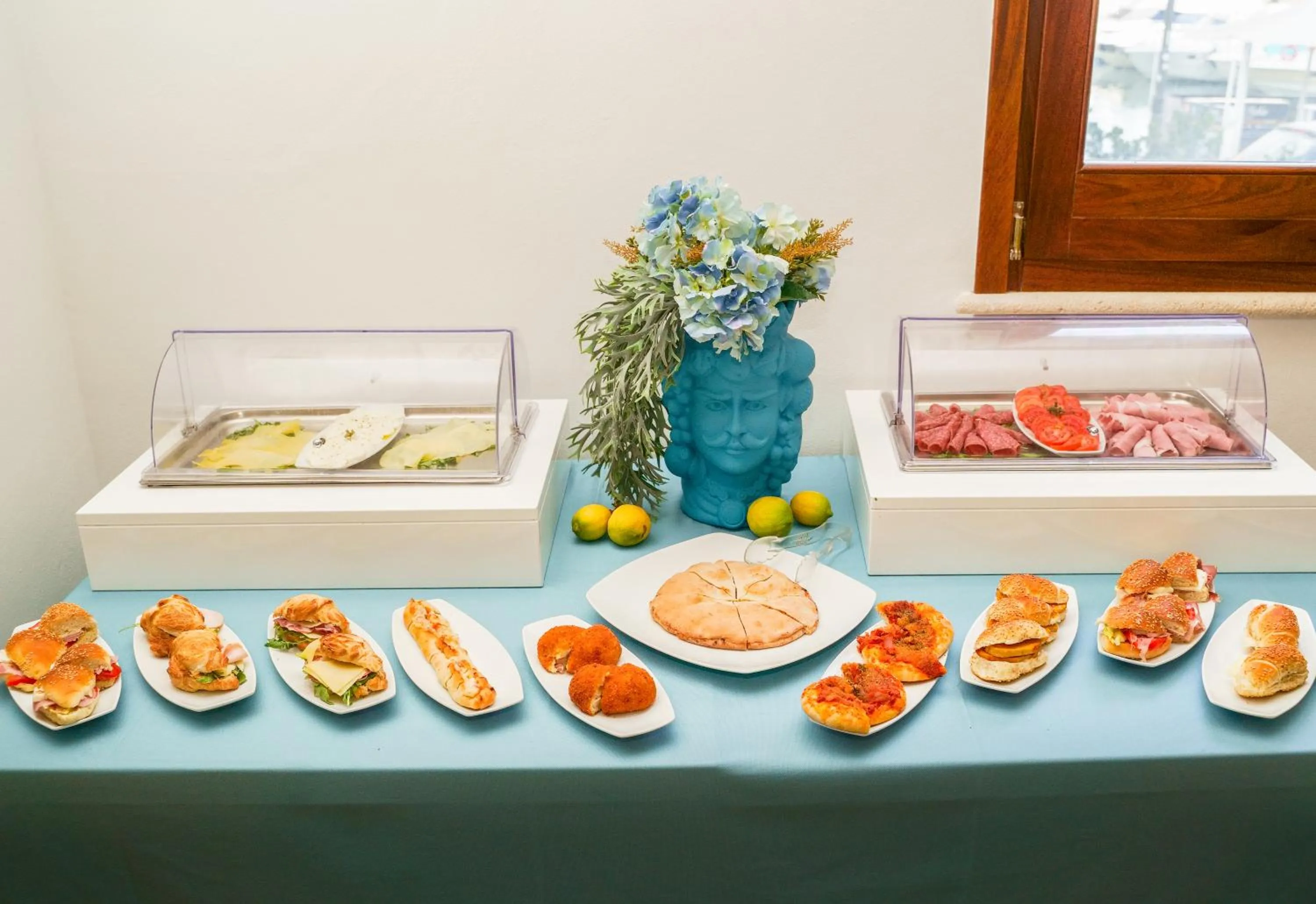 Food and drinks in Hotel Cetarium