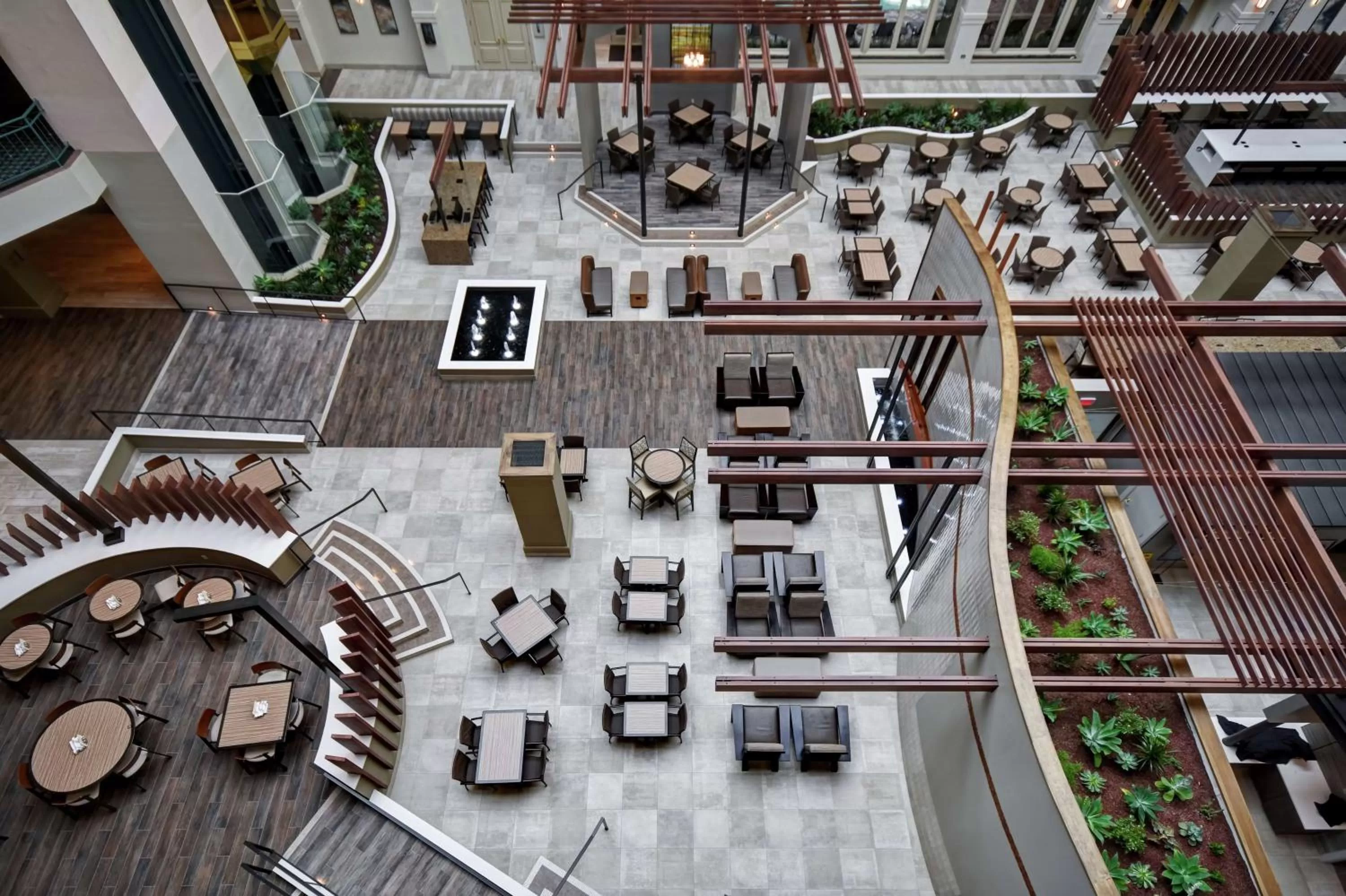 Lobby or reception in Embassy Suites by Hilton Milpitas Silicon Valley