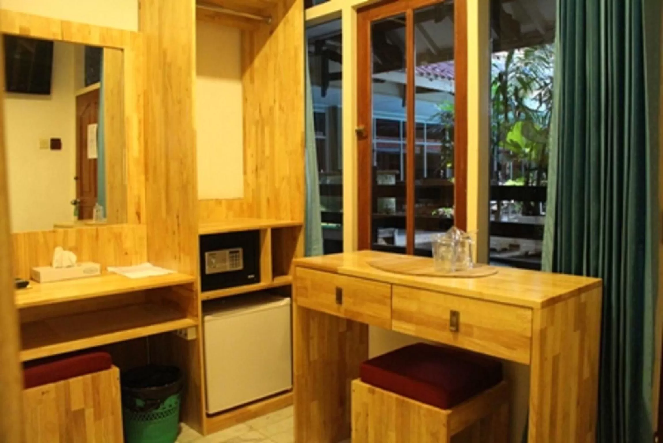 Photo of the whole room in Hotel Karthi Kuta