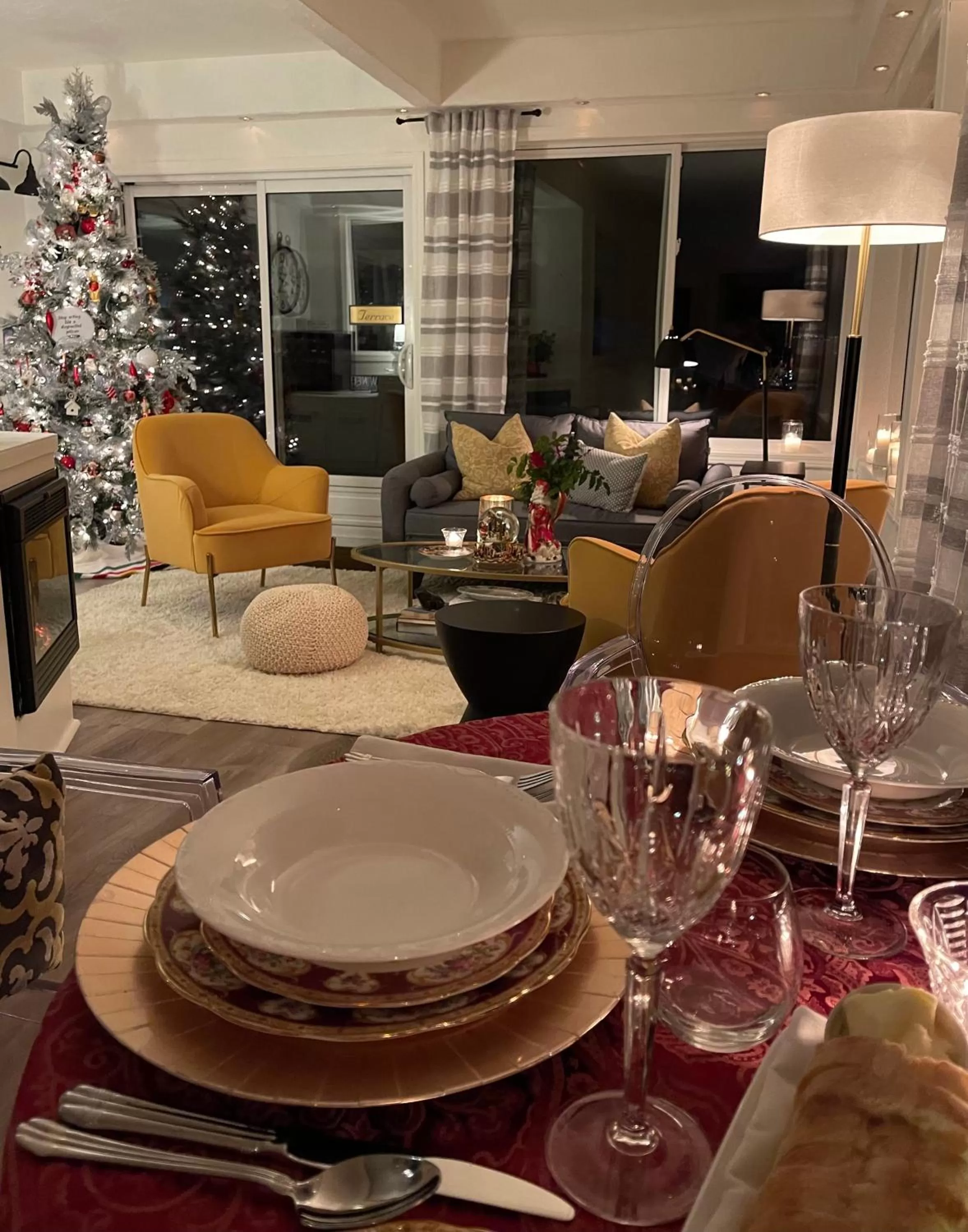 Restaurant/Places to Eat in A Vista Villa Couples Retreat