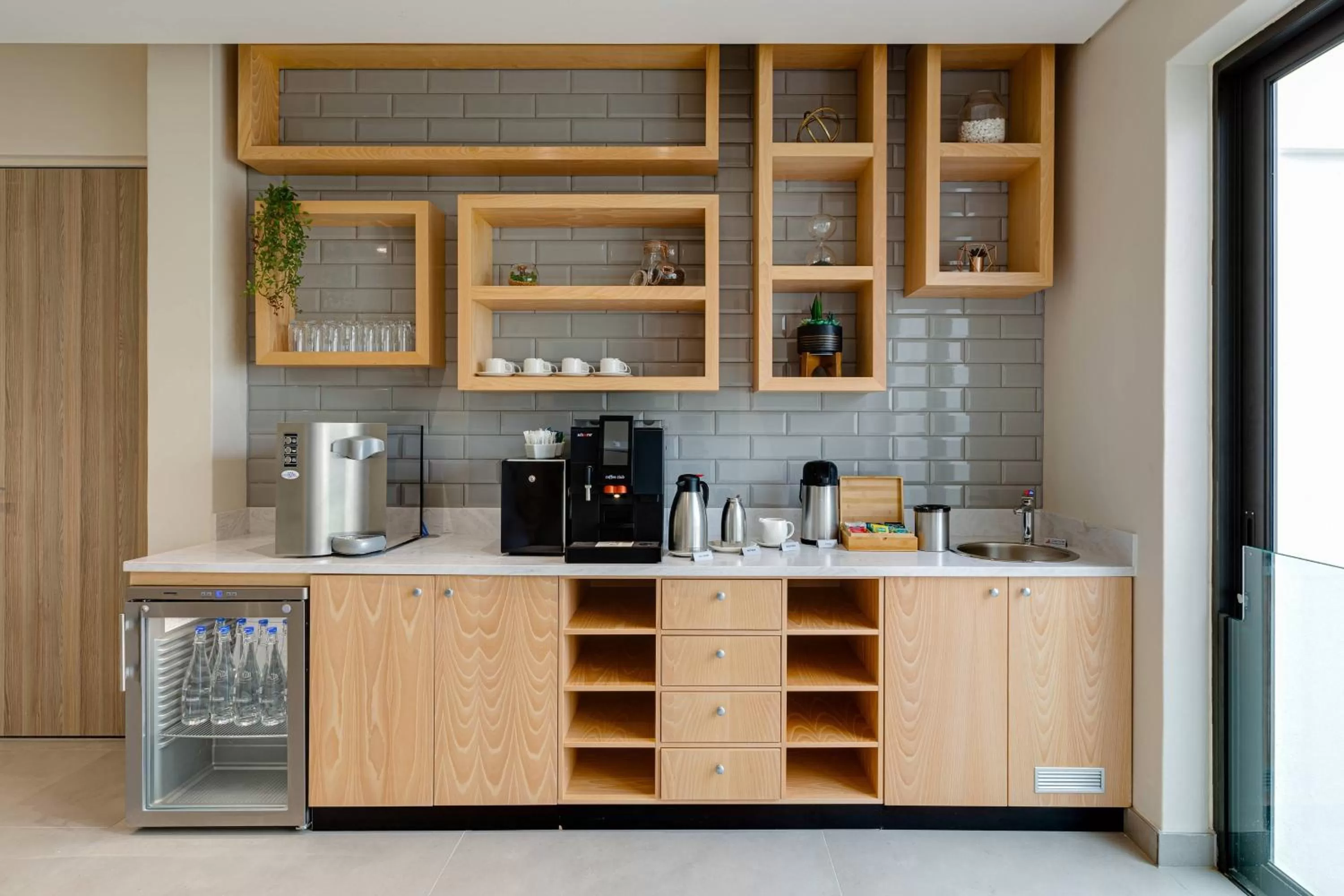 Meeting/conference room in Protea Hotel by Marriott Cape Town Waterfront Breakwater Lodge