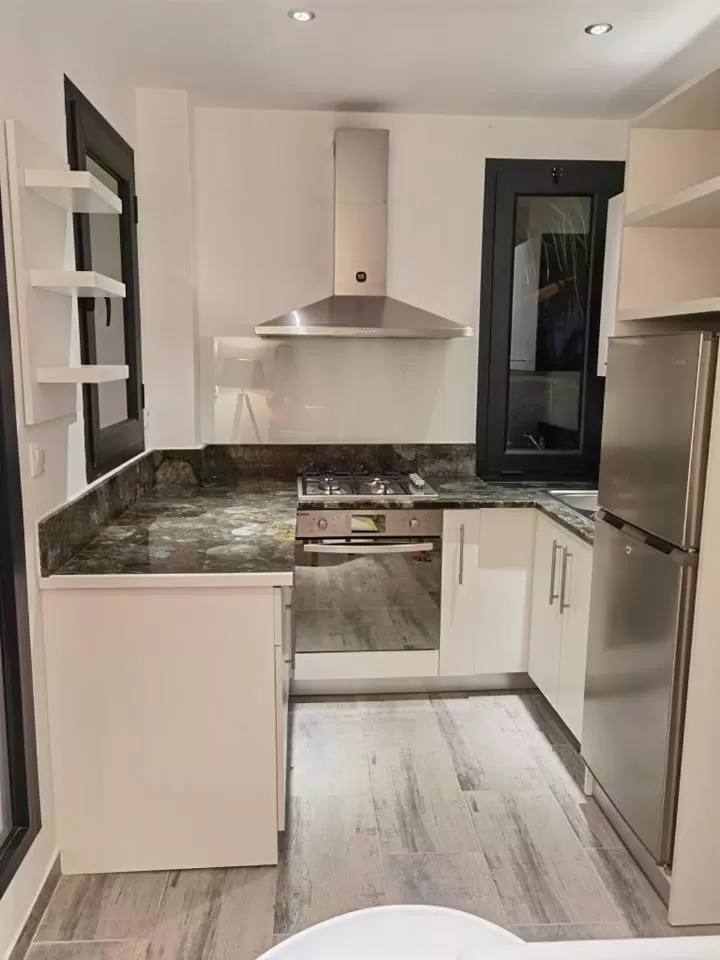 kitchen in PAP'S Chambres d'Hôtes