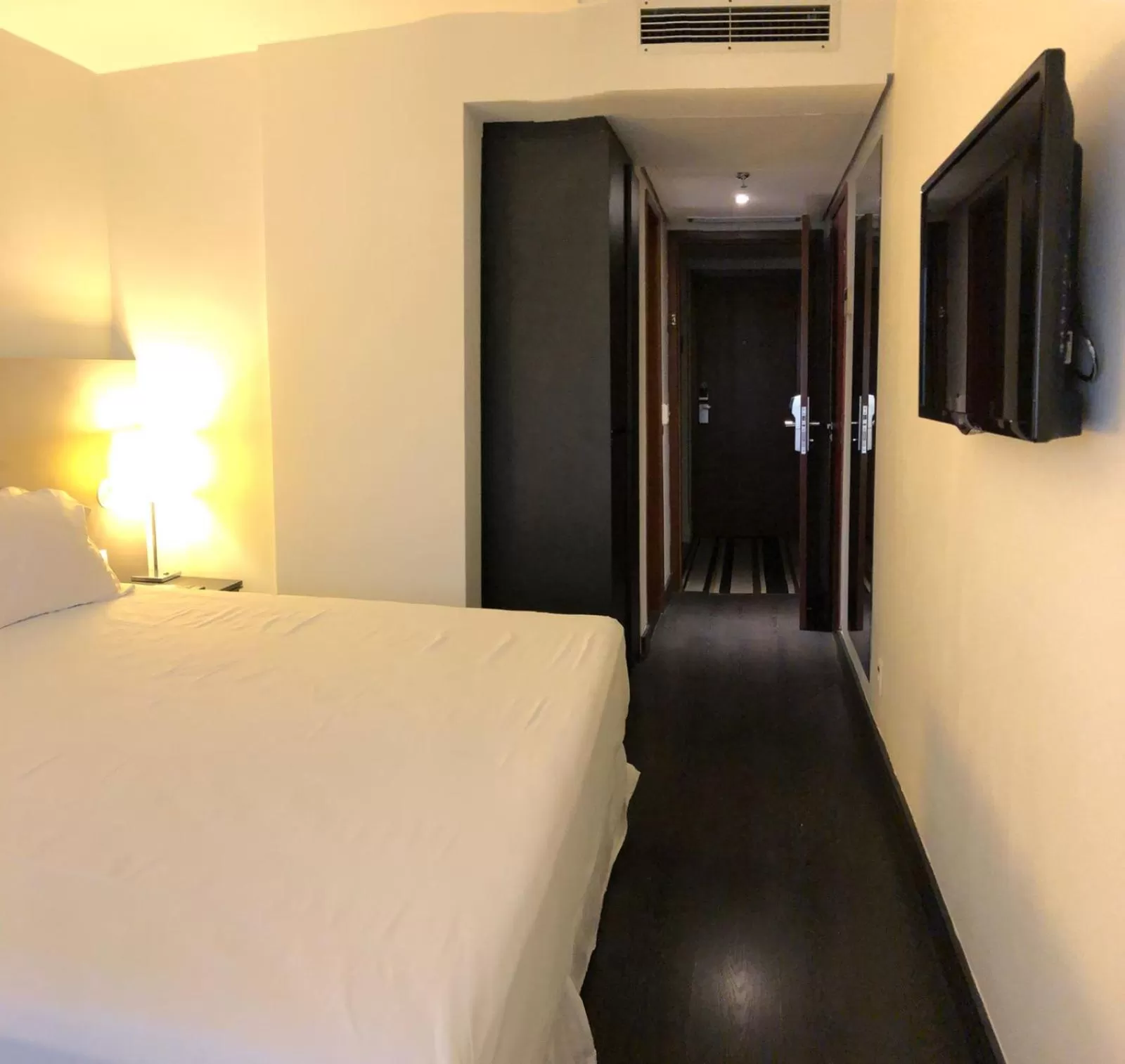 Photo of the whole room, Bed in Hotel Gran Vivenzo Belo Horizonte