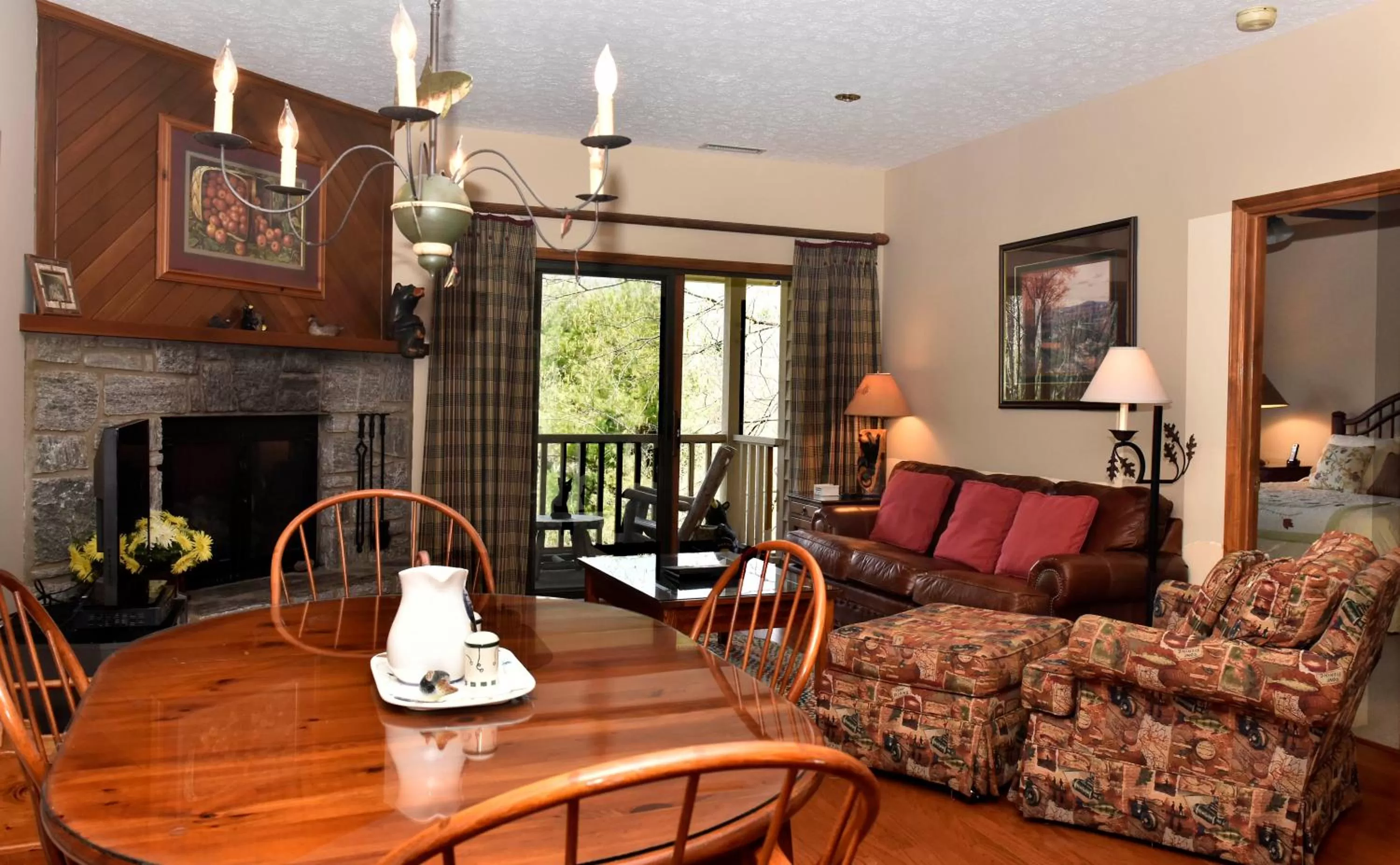 Living room in Chetola Resort Condominiums