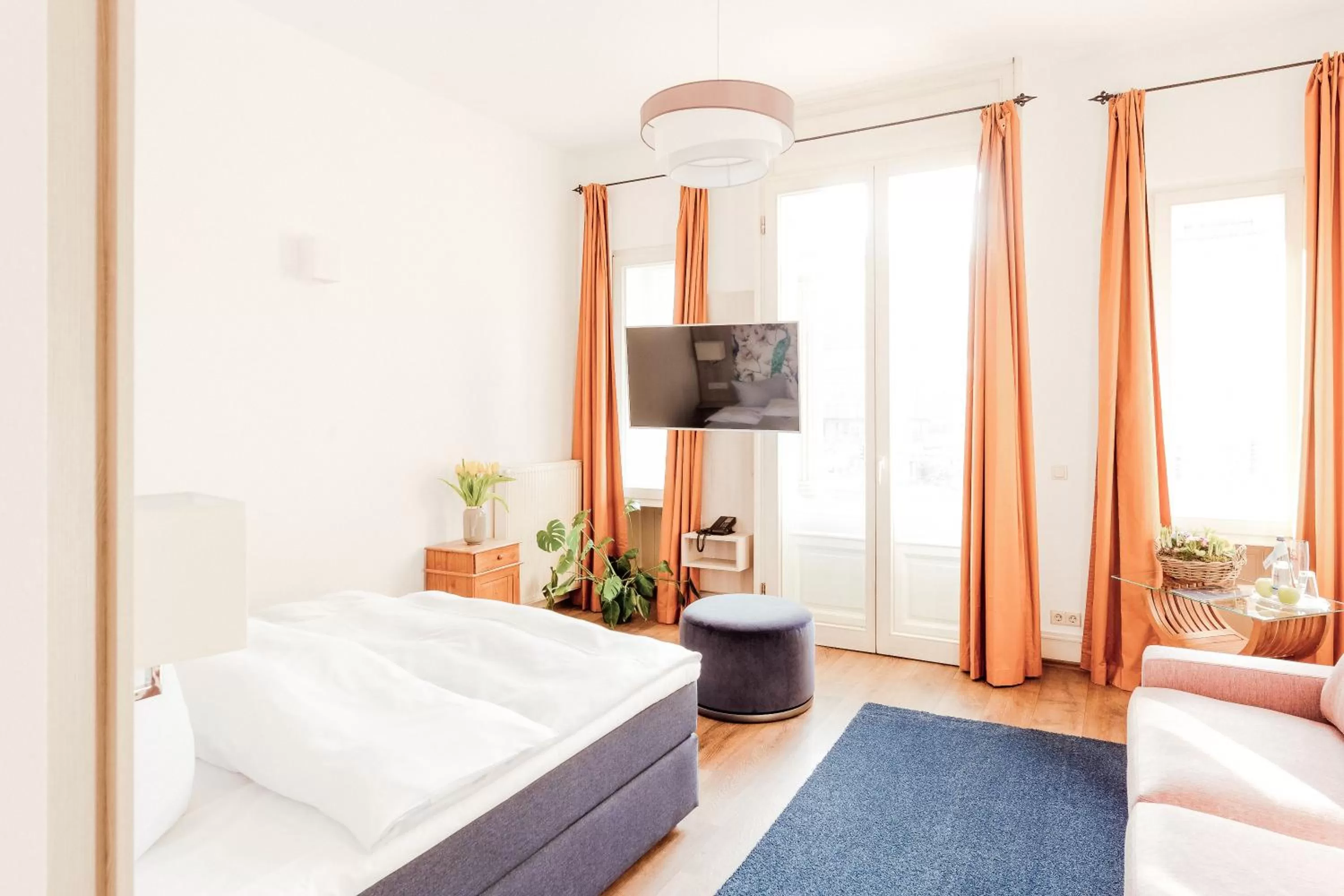 Bed in Hotel Bayrischer Hof