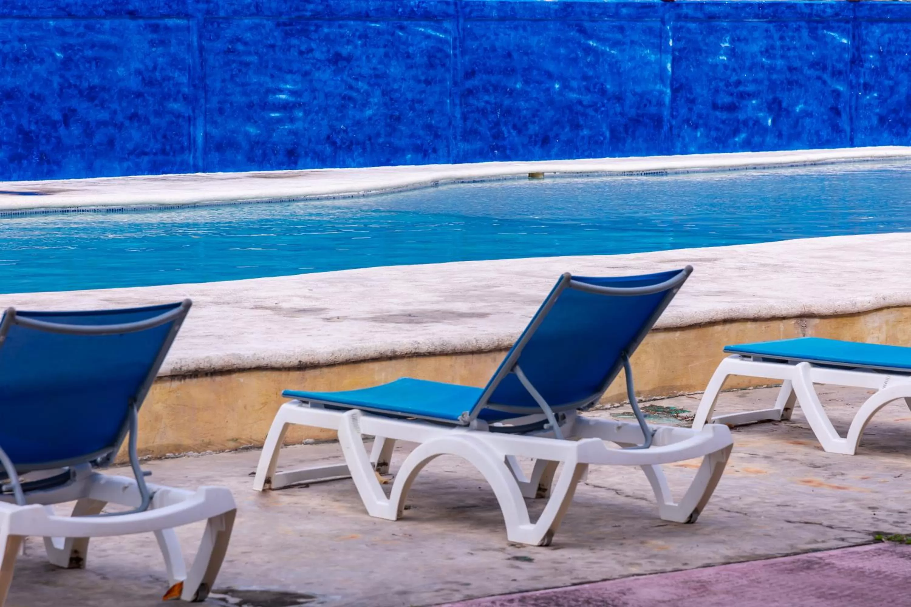 Swimming pool in Hotel Bello Caribe Express
