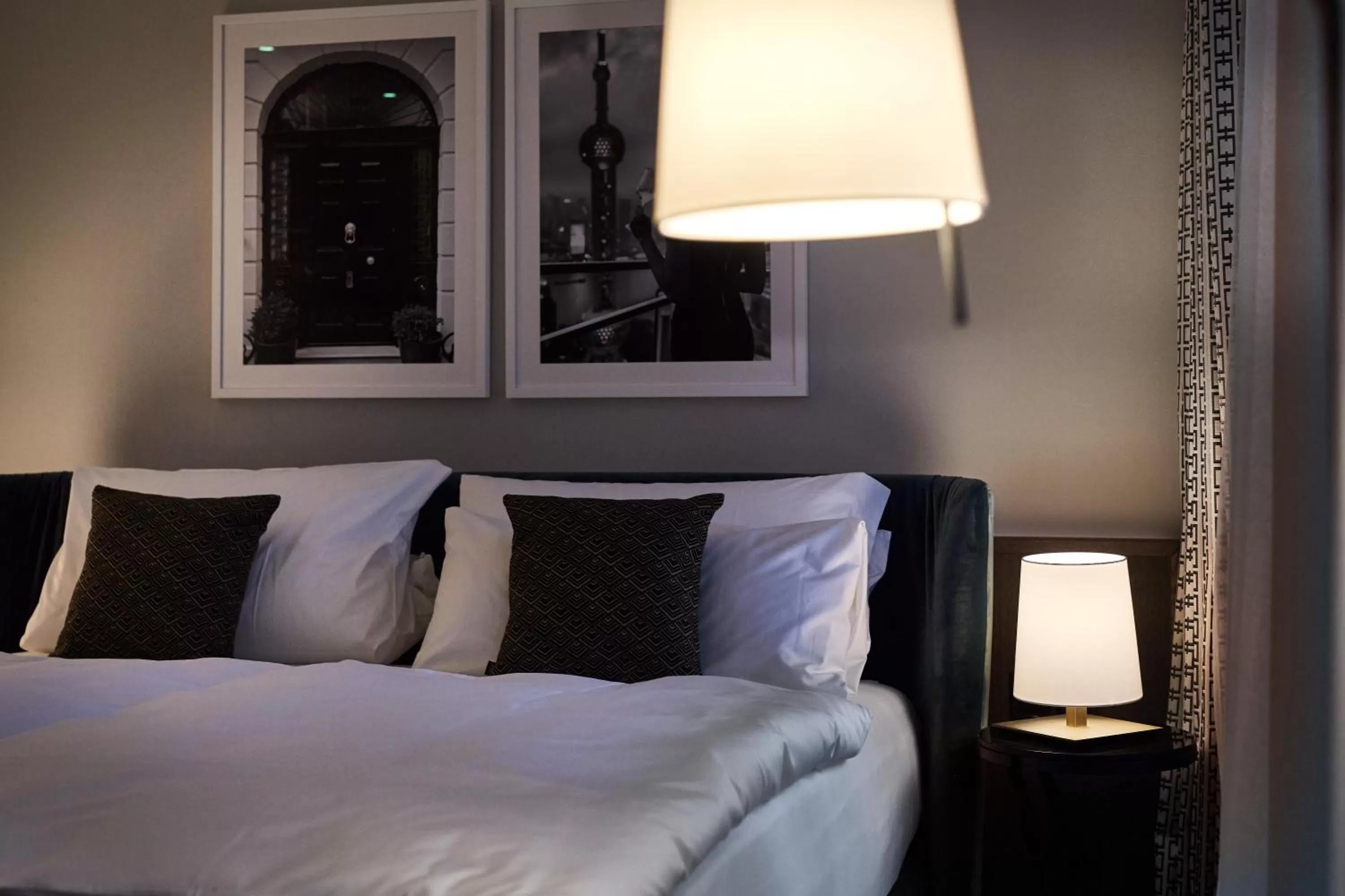 Bed in Clounys Hotel