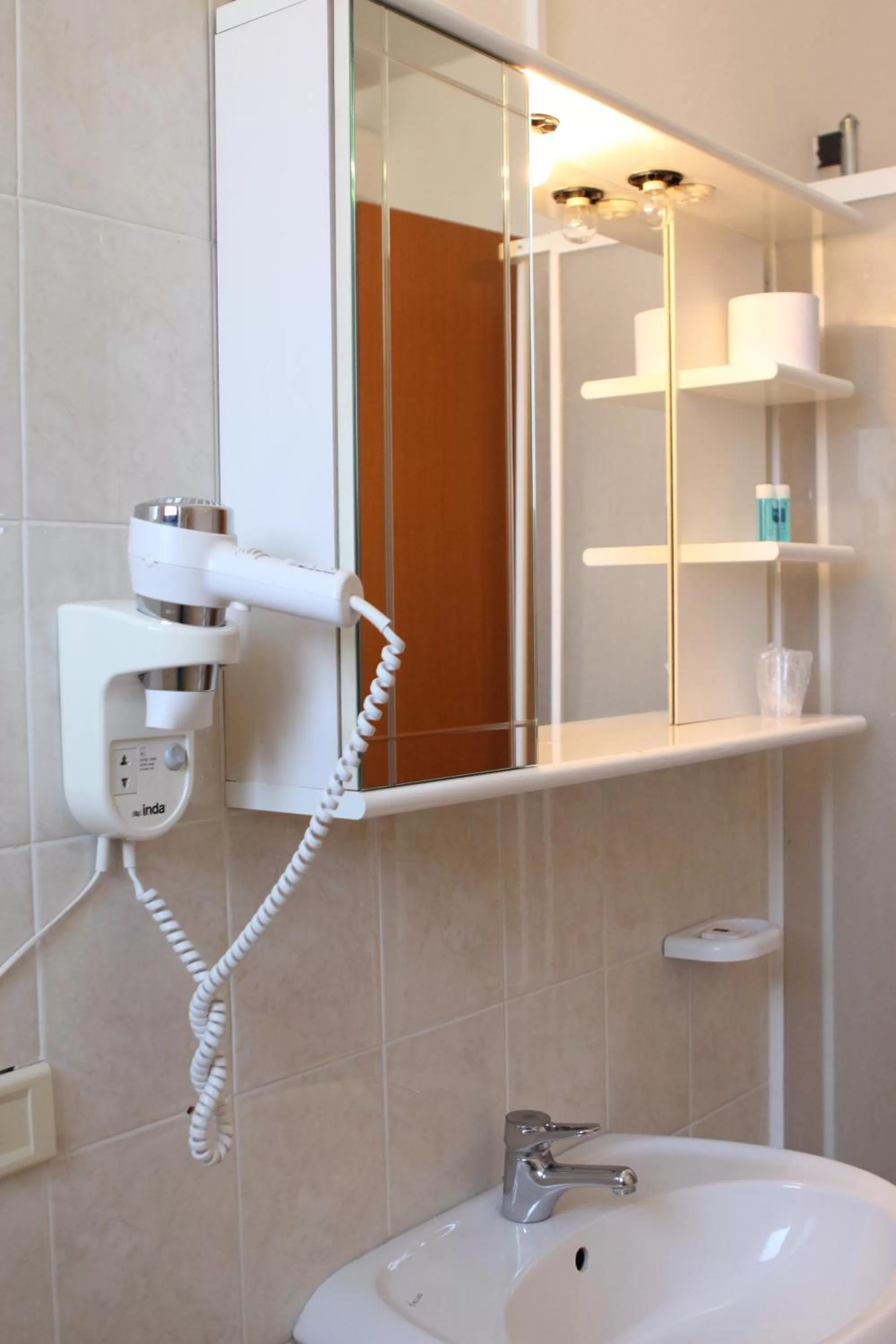 Bathroom in Ascot Lodging