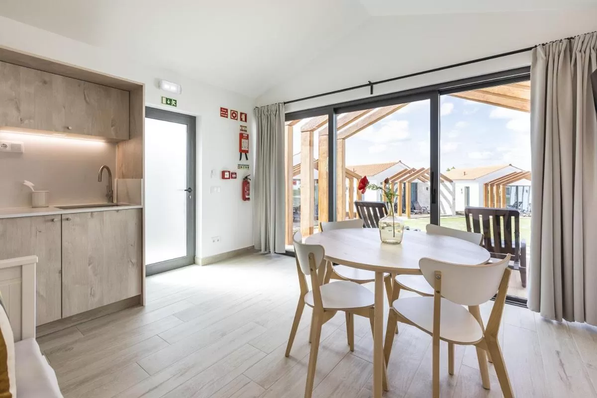 Kitchen or kitchenette in Real Abadia, Congress & Spa Hotel