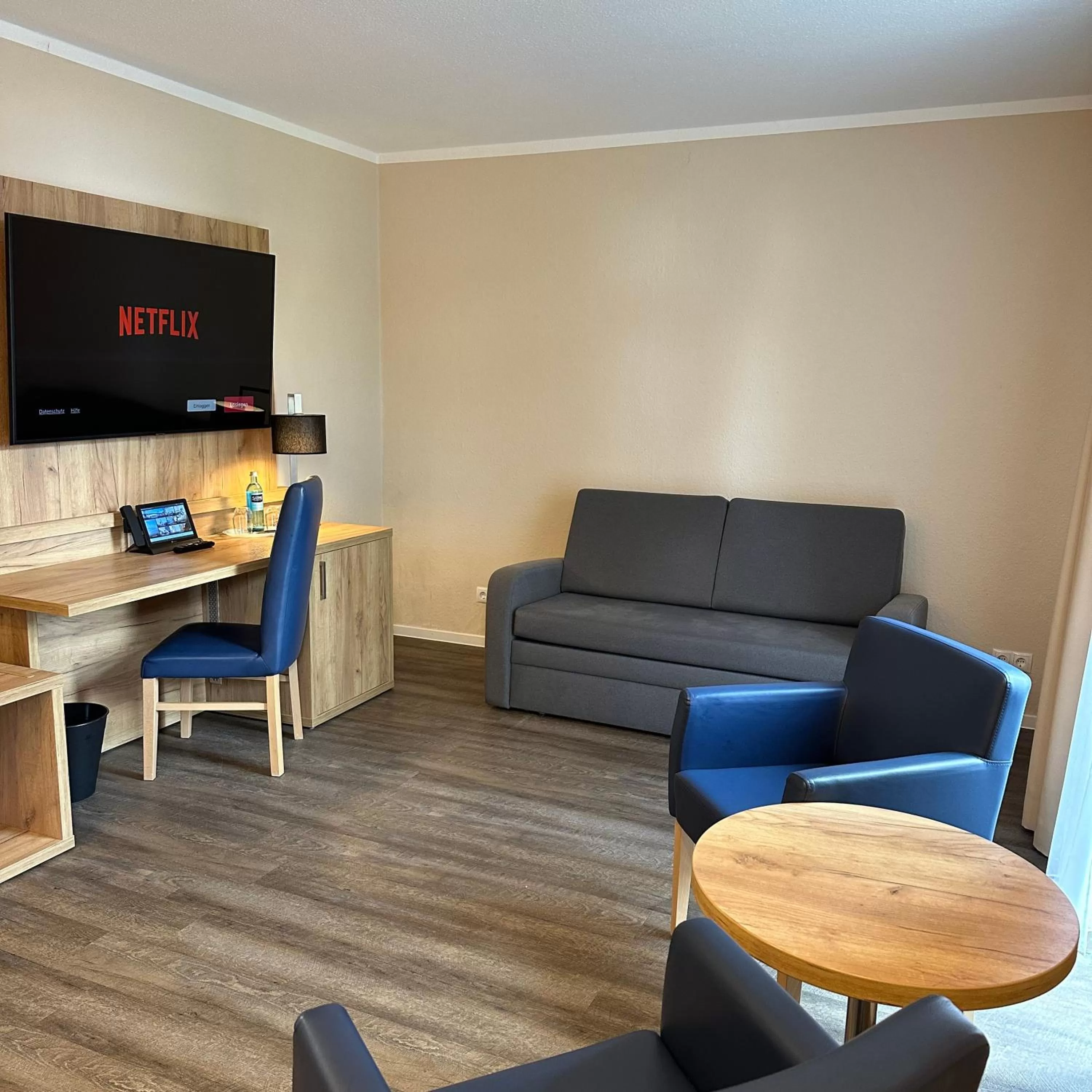 TV and multimedia in Nordseehotel Wilhelmshaven