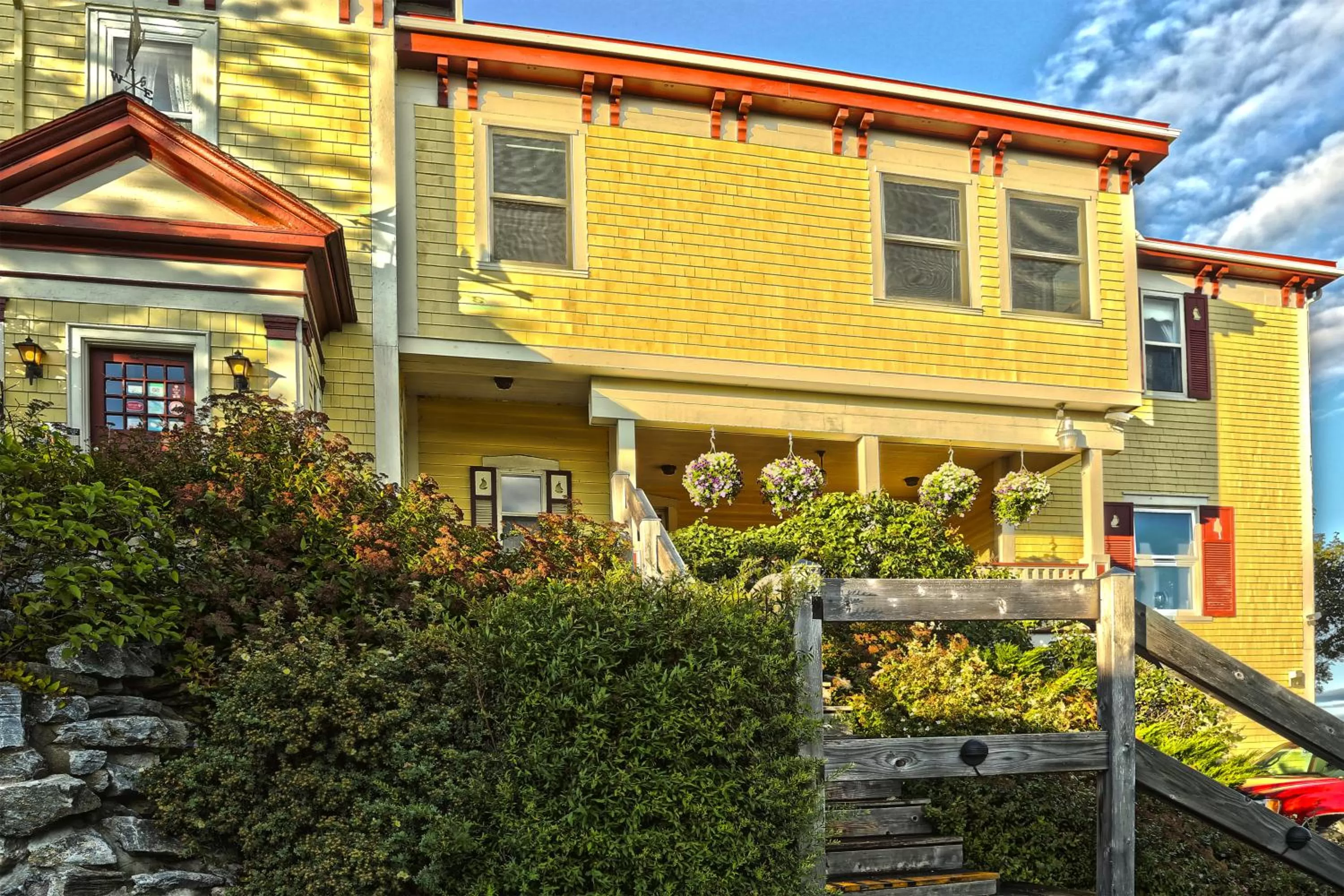 Facade/entrance in Homeport Historic B&B