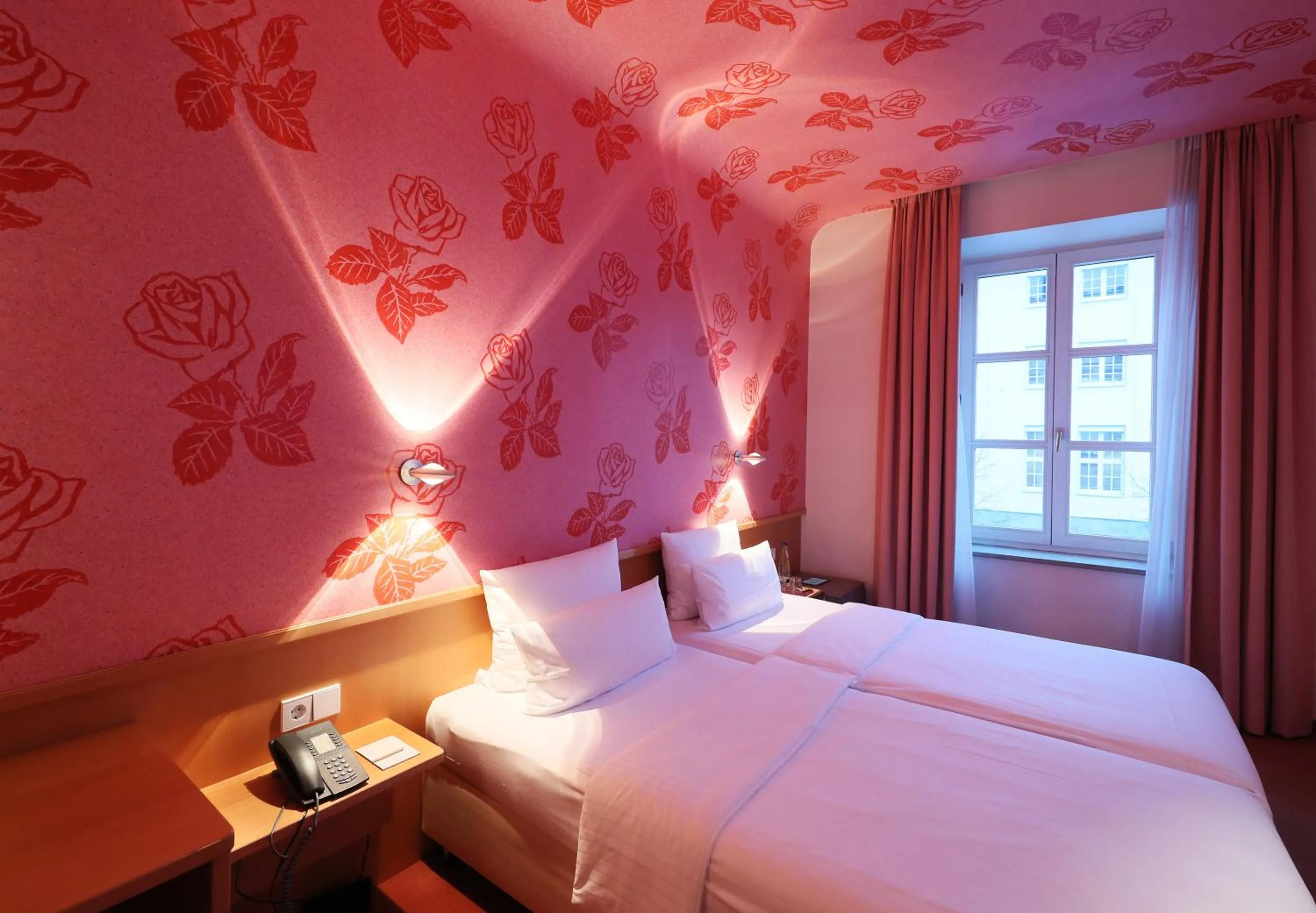 TV and multimedia, Bed in MOMA1890 Boutique Hotel