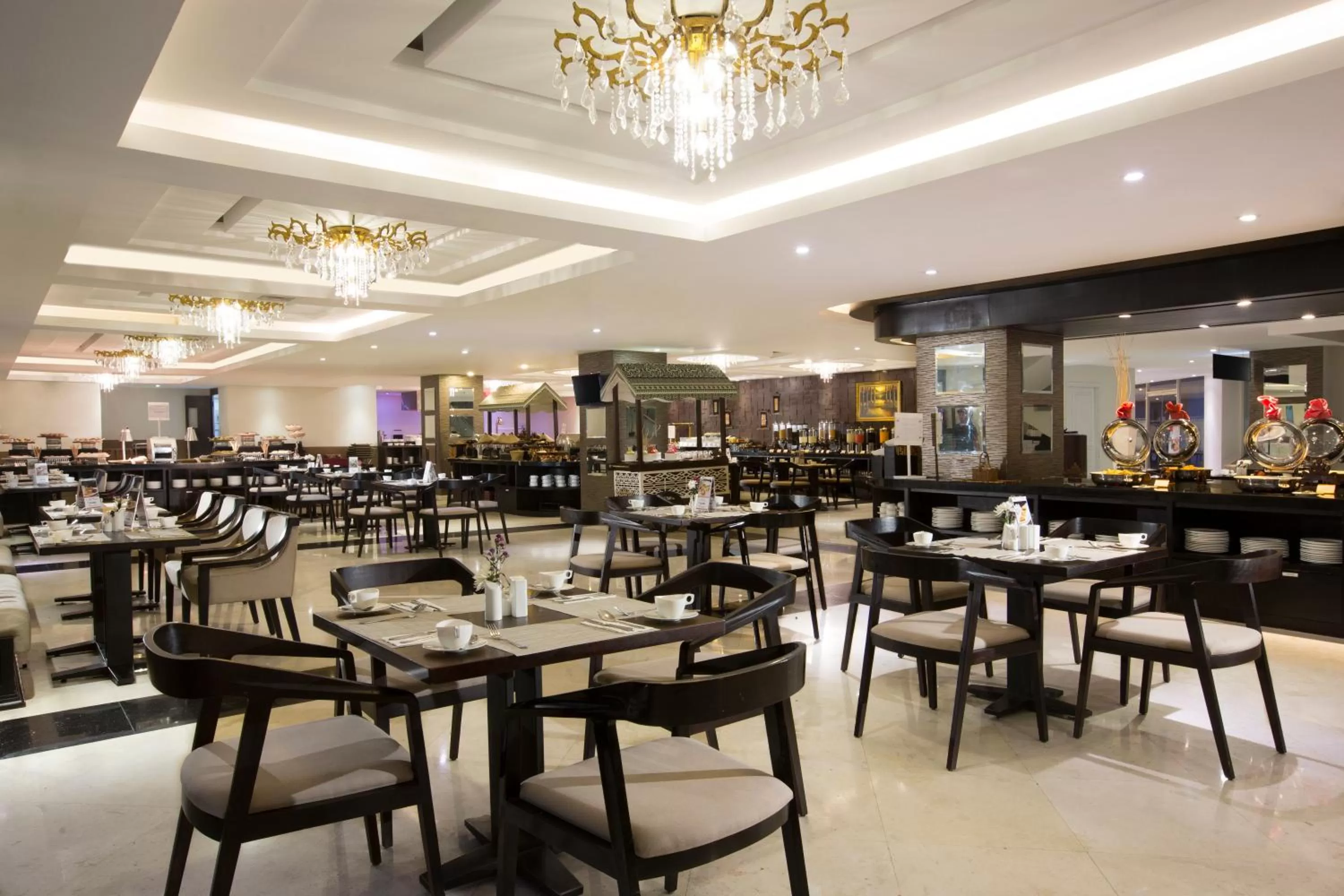 Restaurant/places to eat in Swiss-Belhotel Lampung