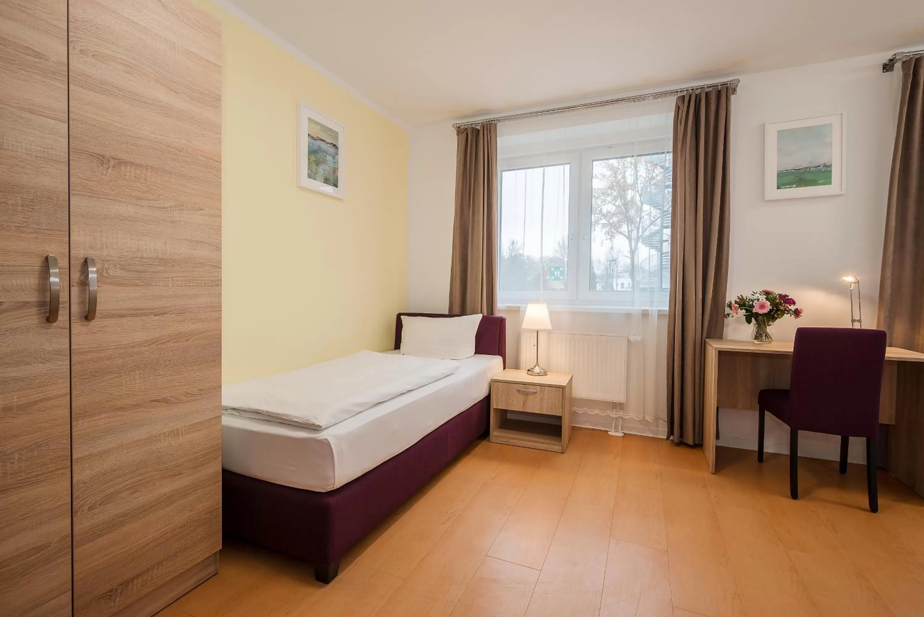 Photo of the whole room, Bed in Hotel City Green Berlin