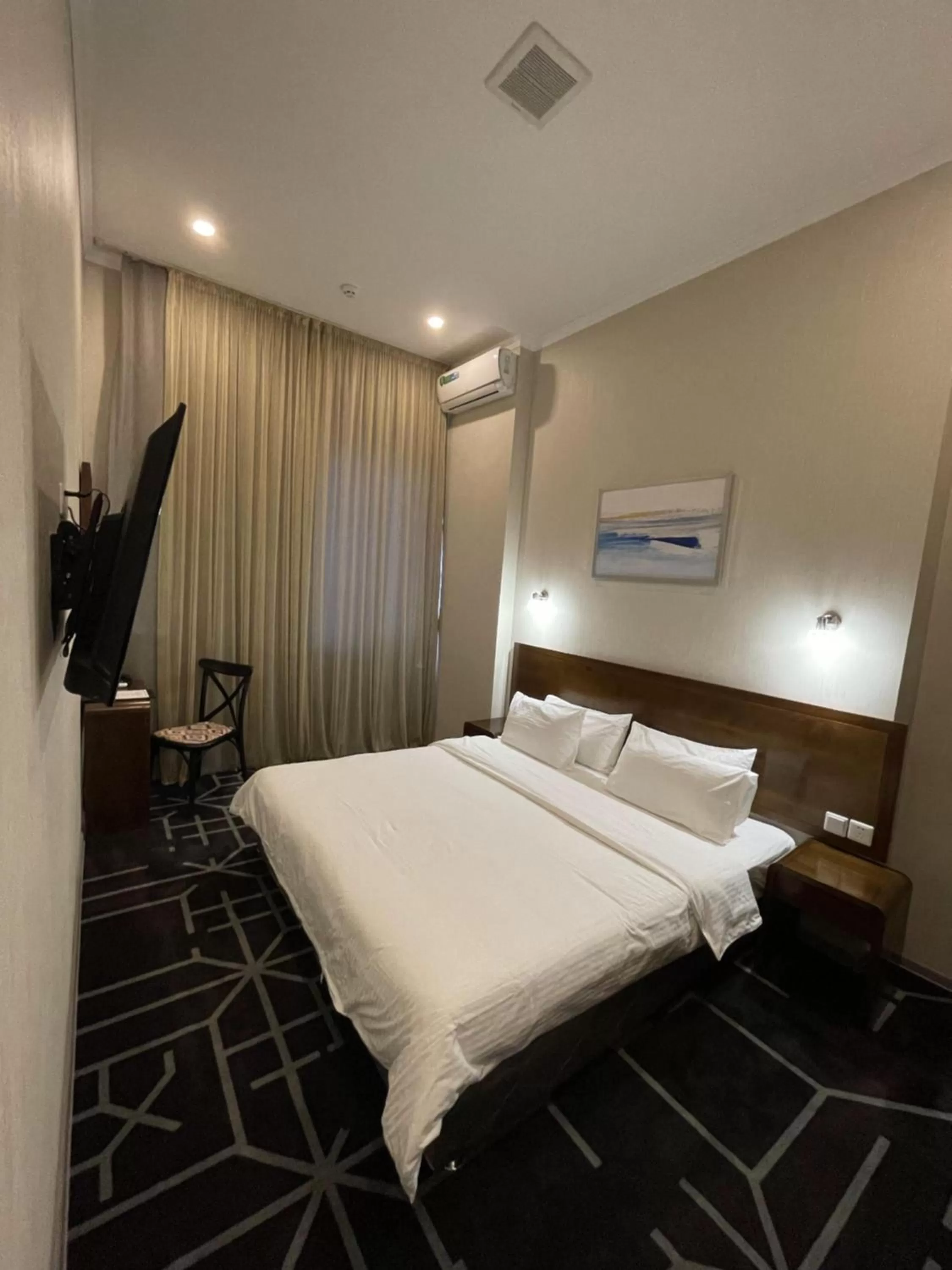 Bed in City Centre Hotel