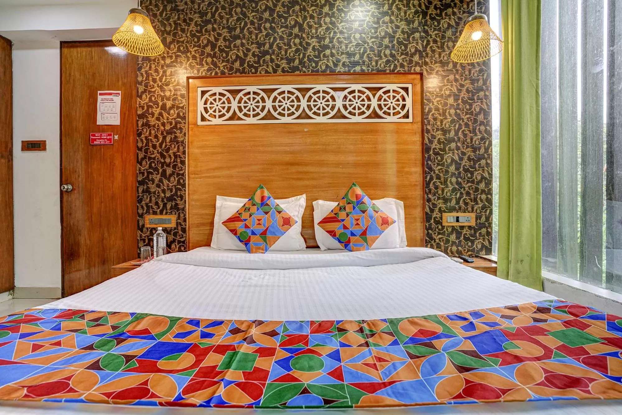 Bed in FabHotel Vardhan House