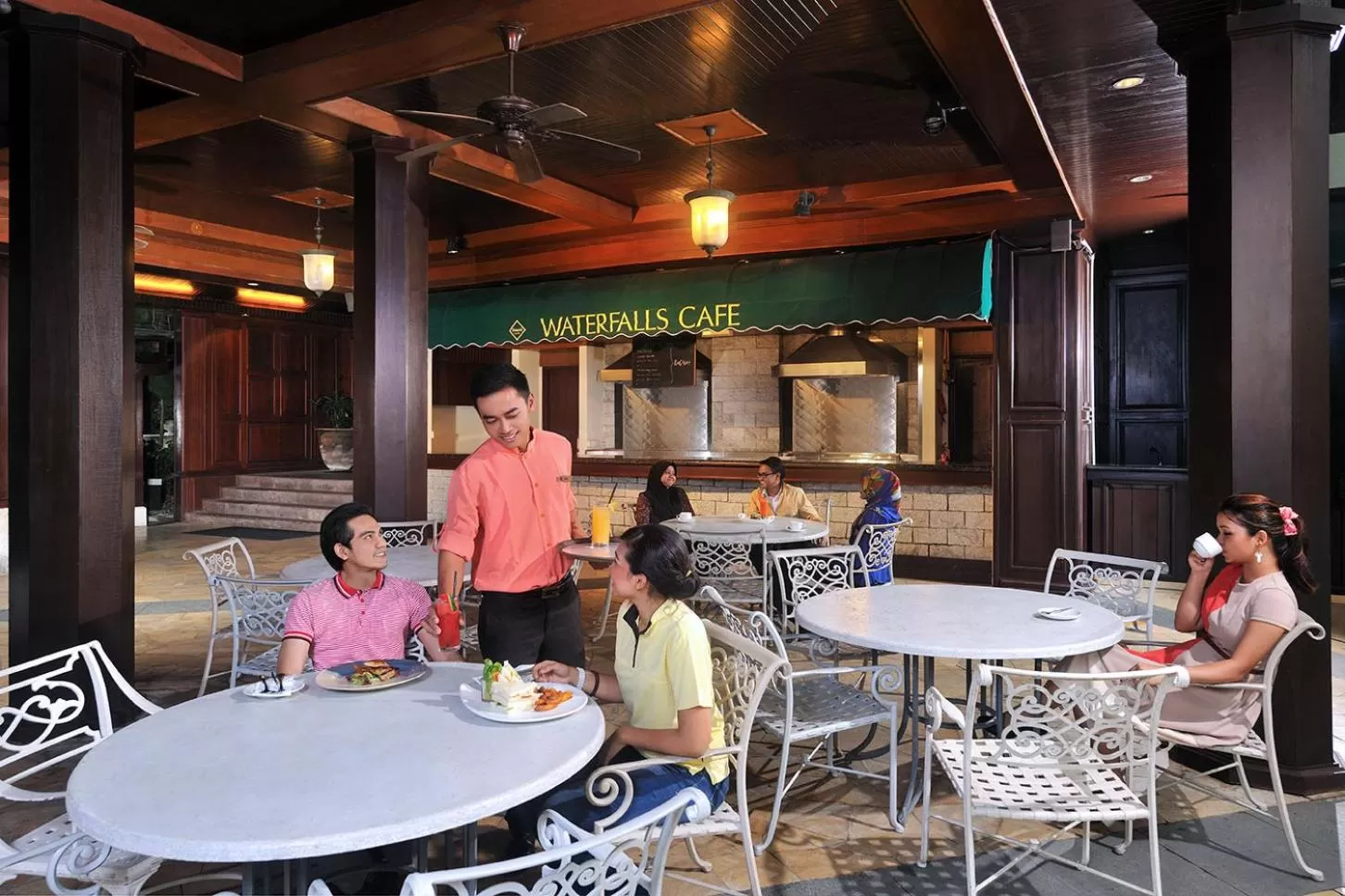 Restaurant/places to eat in Pulai Springs Resort Official