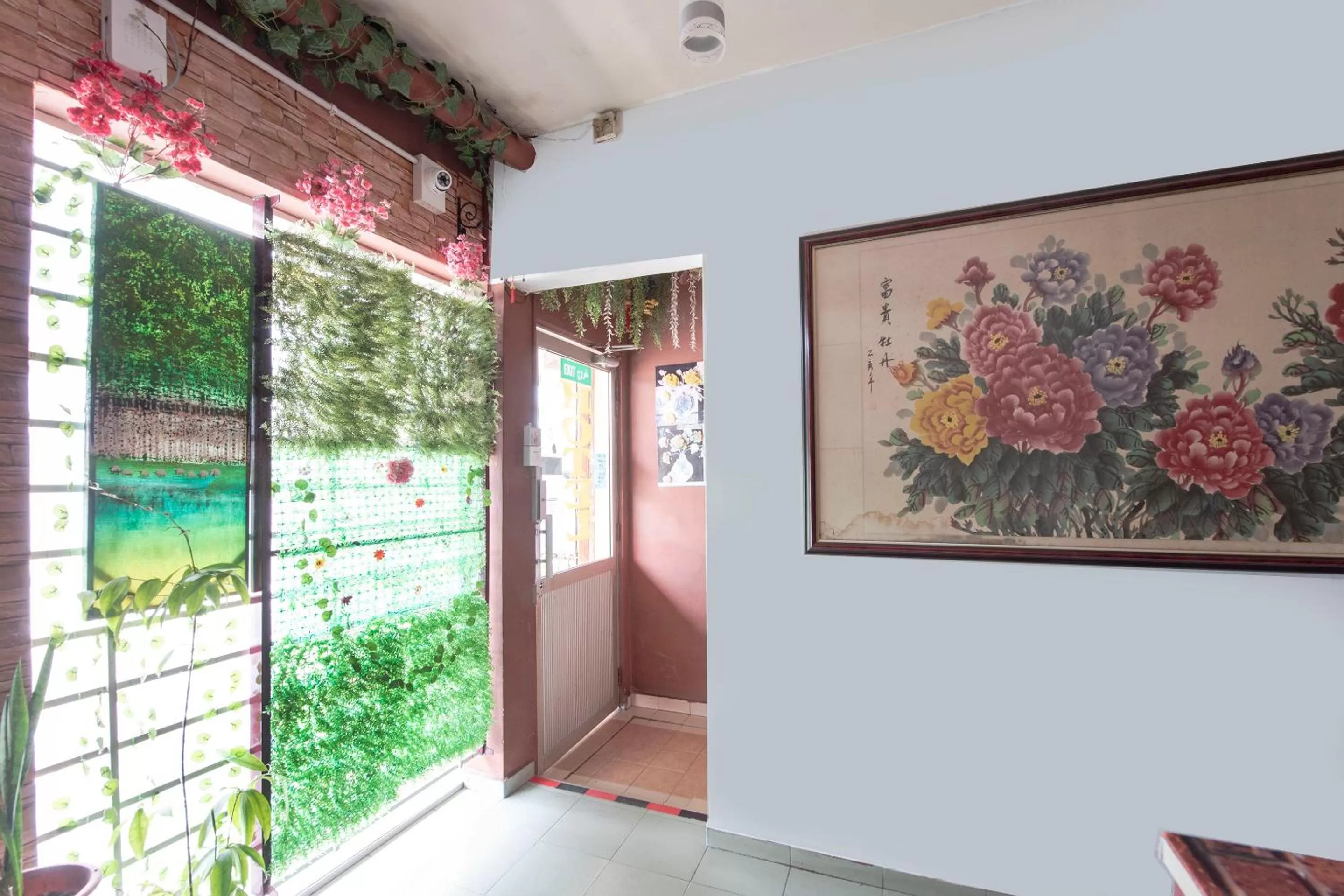 Lobby or reception, Pool View in SPOT ON 90305 Hen Hen Hotel