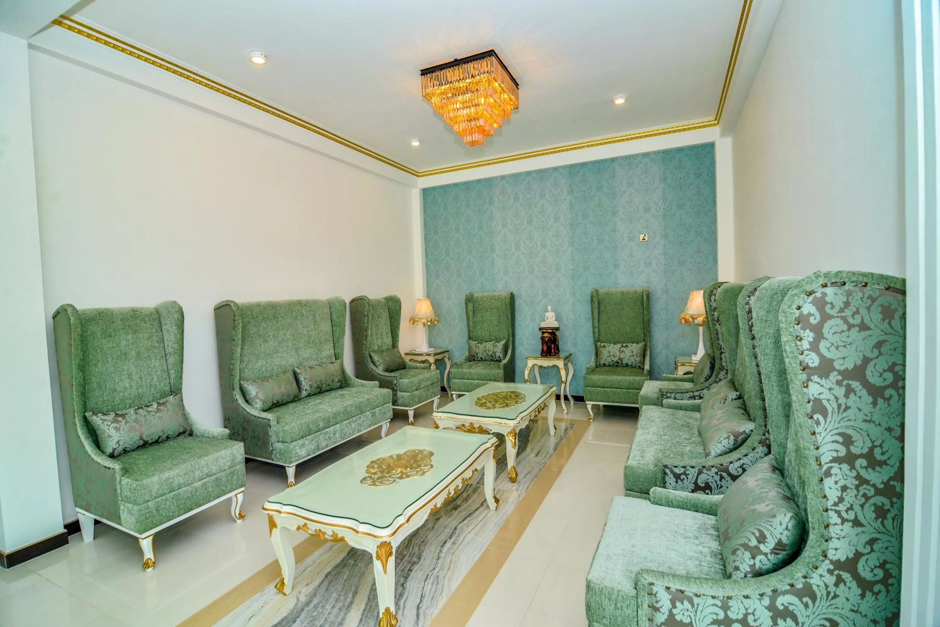 Lobby or reception, Seating Area in Negombo New Queen's Palace