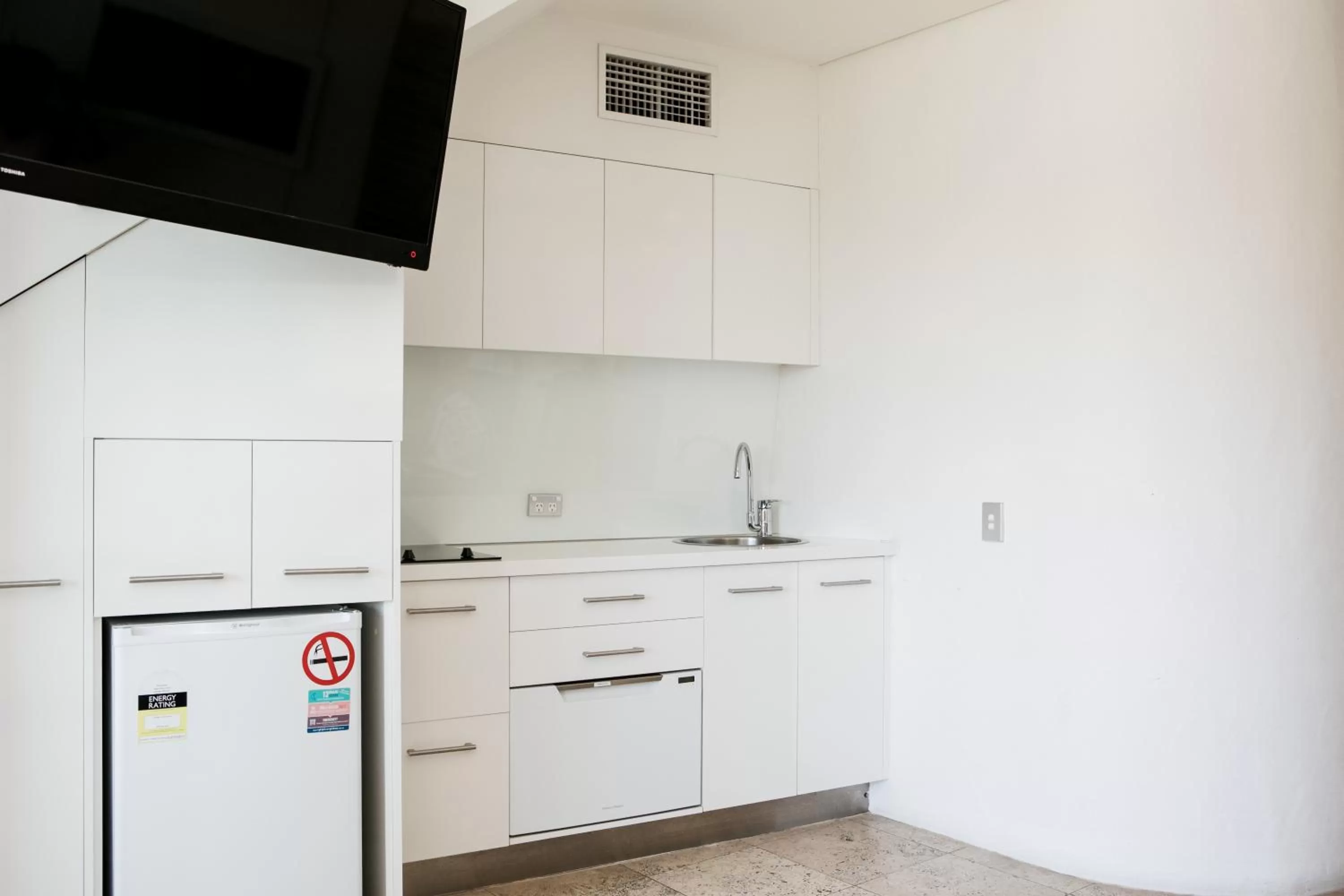 Kitchen or kitchenette in Noosa Blue Resort