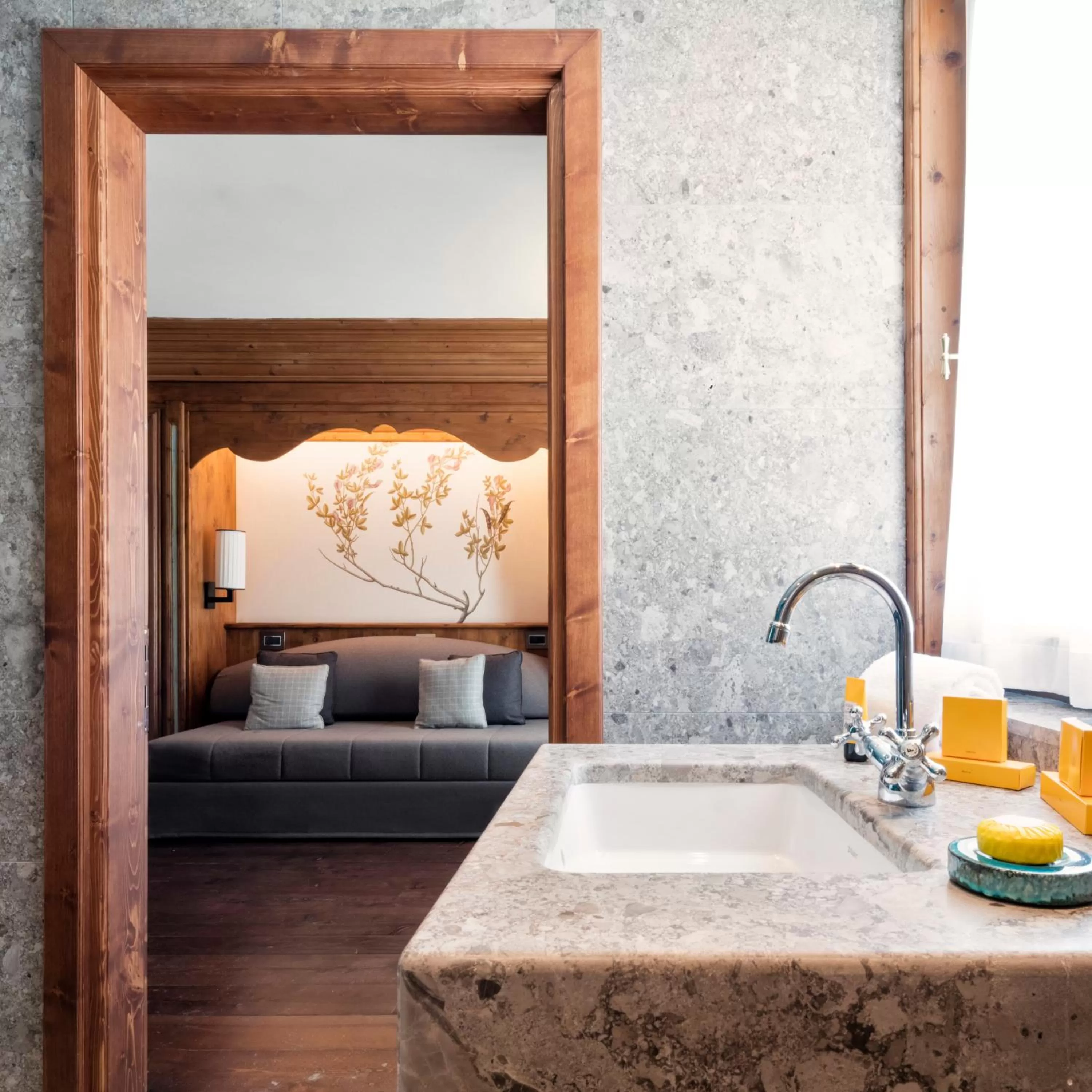 Bathroom, Bed in Faloria Mountain Spa Resort