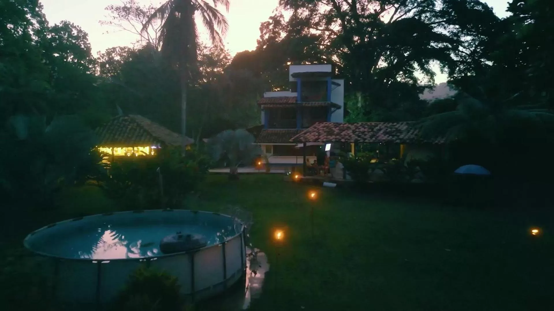 Property Building in Los Robles Capurgana