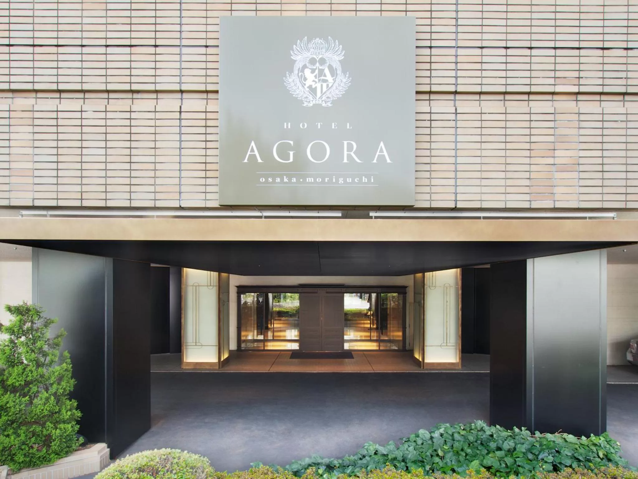 Facade/entrance in Hotel Agora Osaka Moriguchi