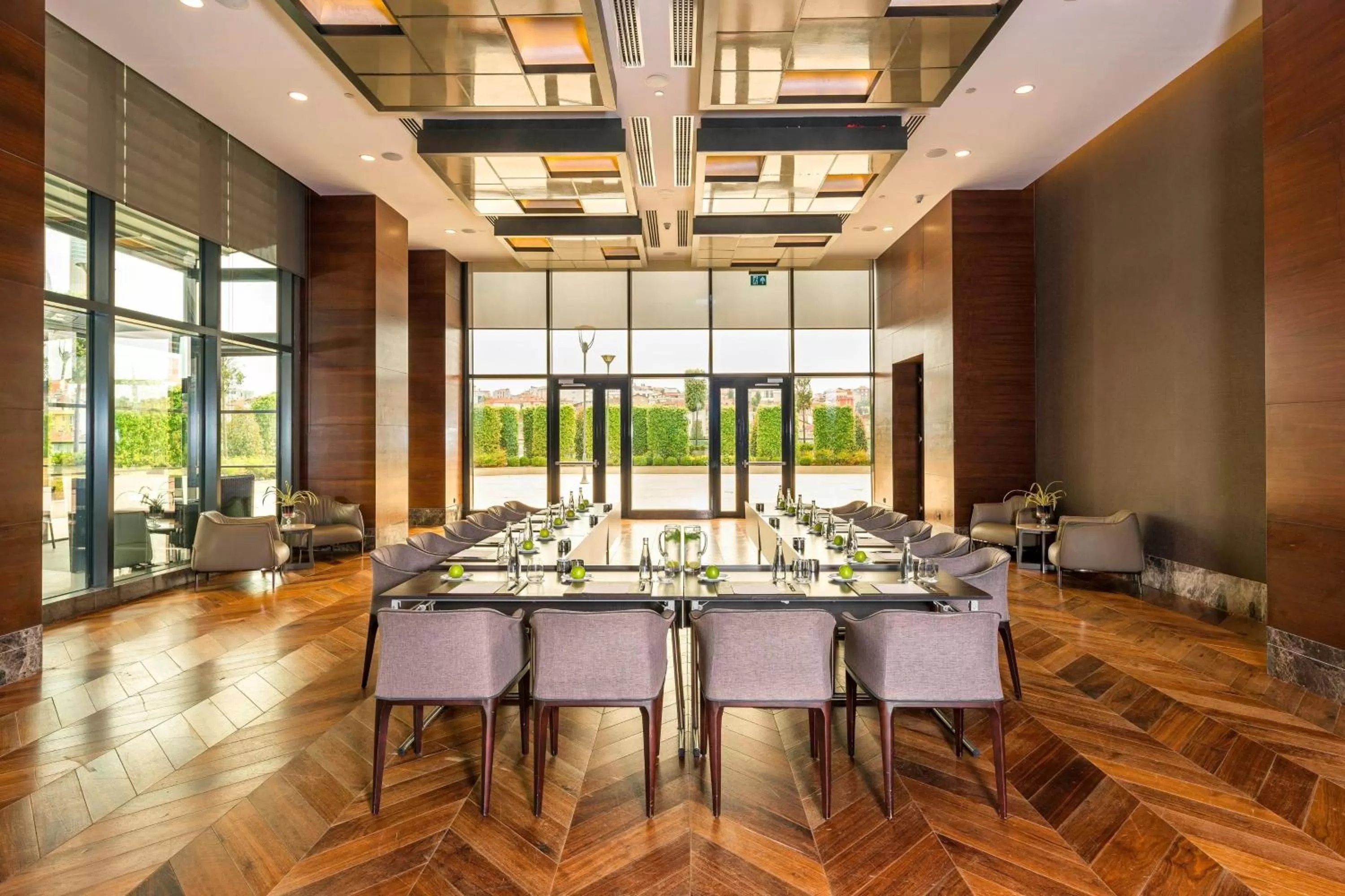 Restaurant/places to eat in Sheraton Grand Istanbul Atasehir