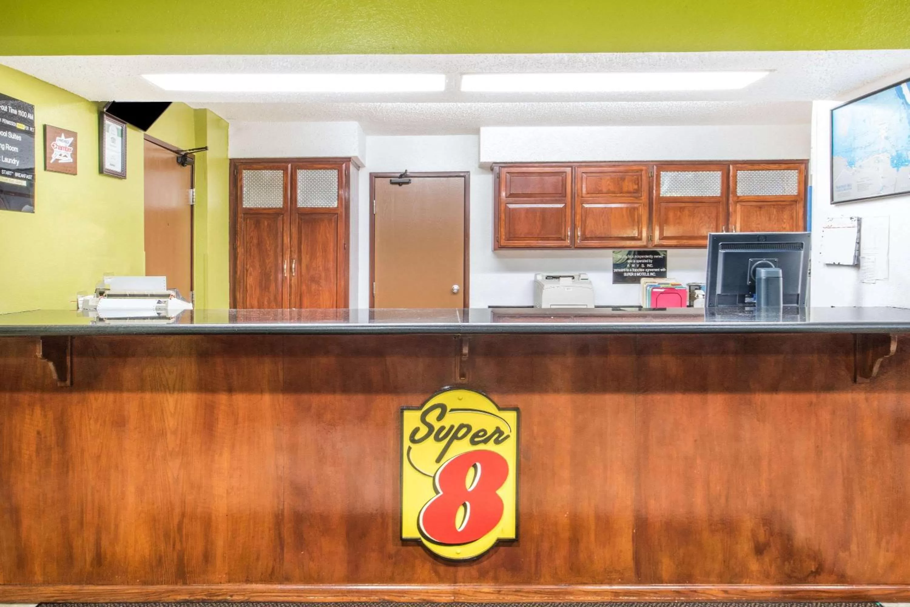 Lobby or reception in Super 8 by Wyndham Harlingen TX